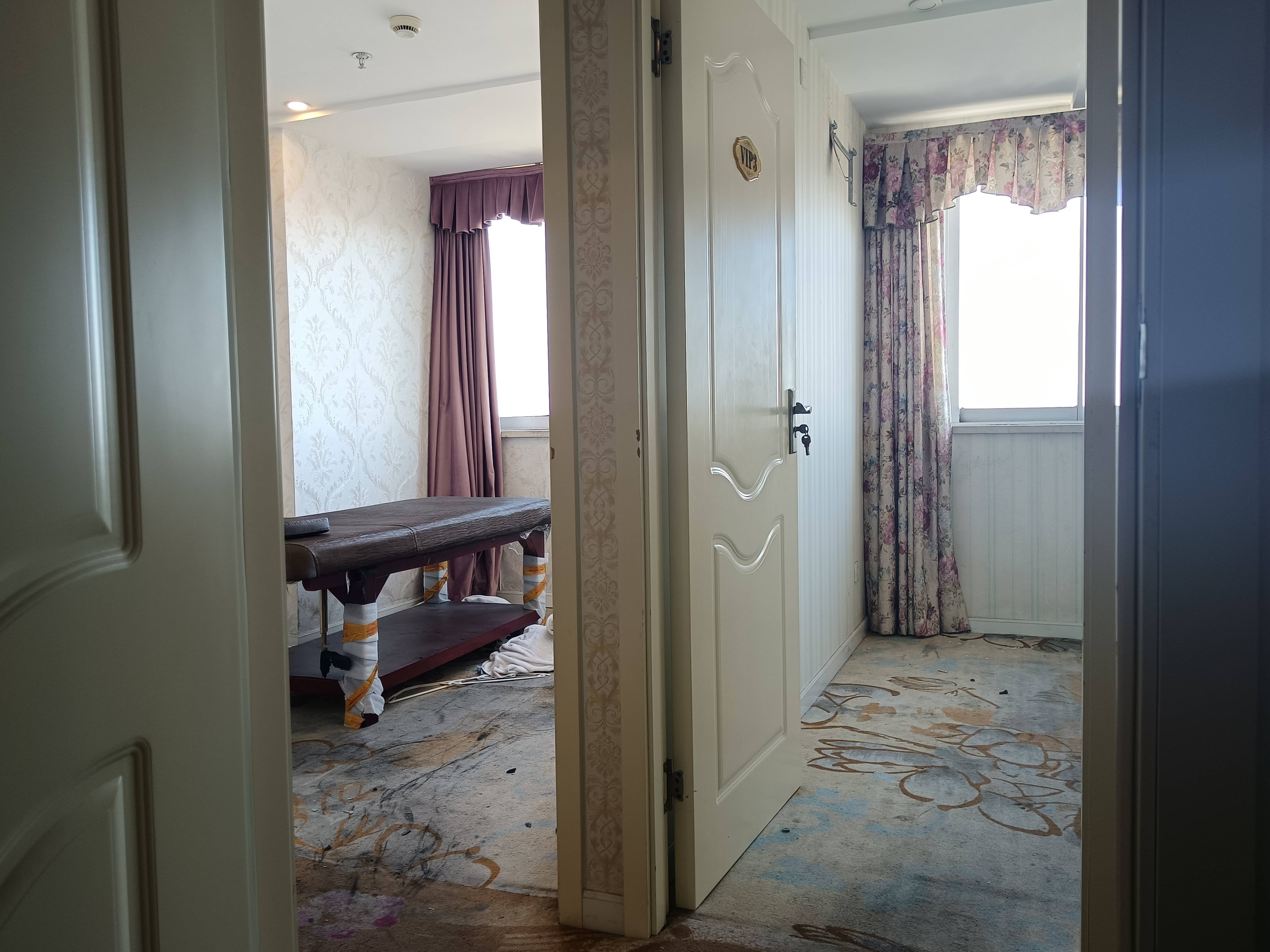 万体馆英雄大厦178平米写字楼出租