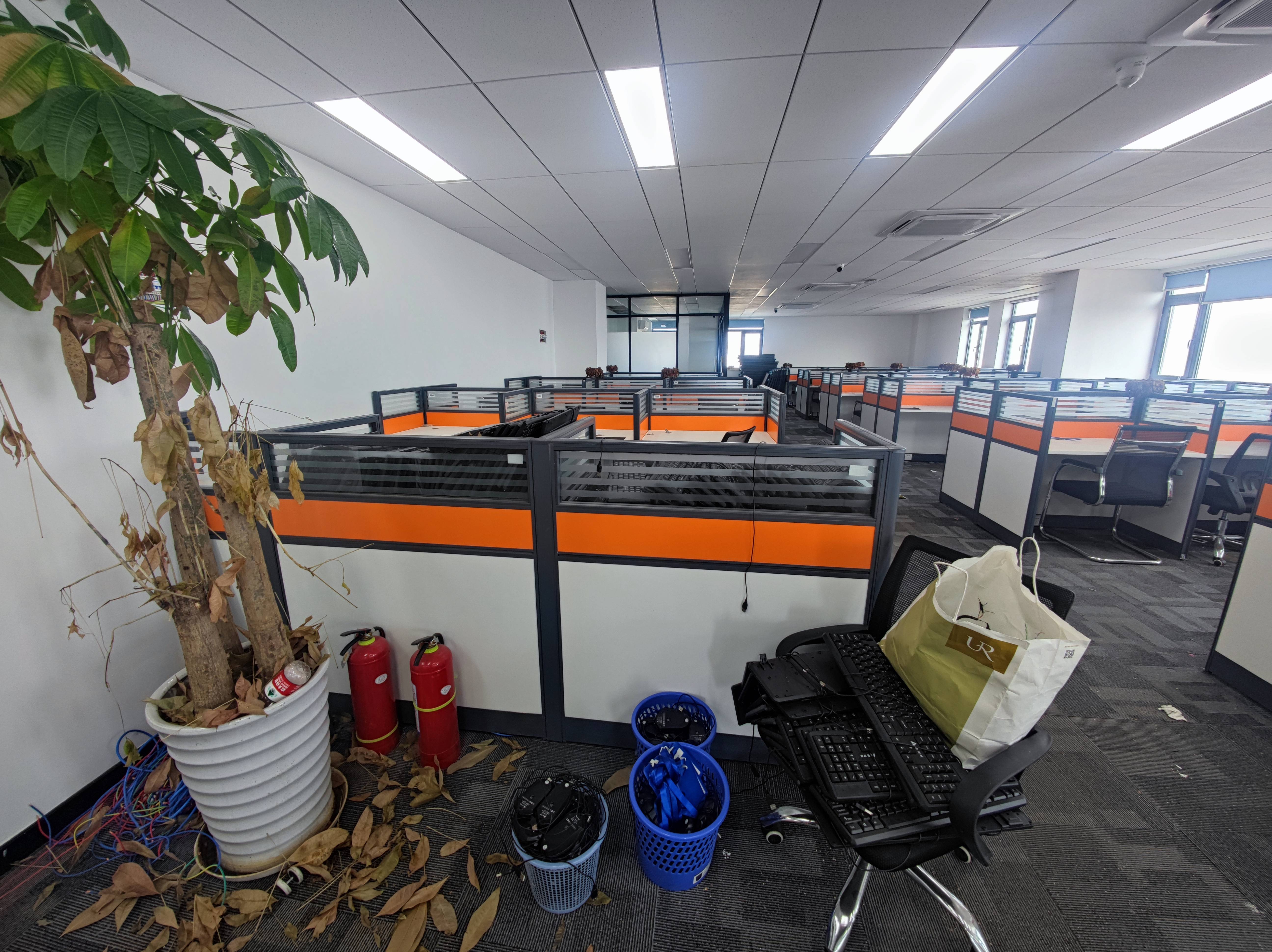 西藏北路申航大厦350平米写字楼出租