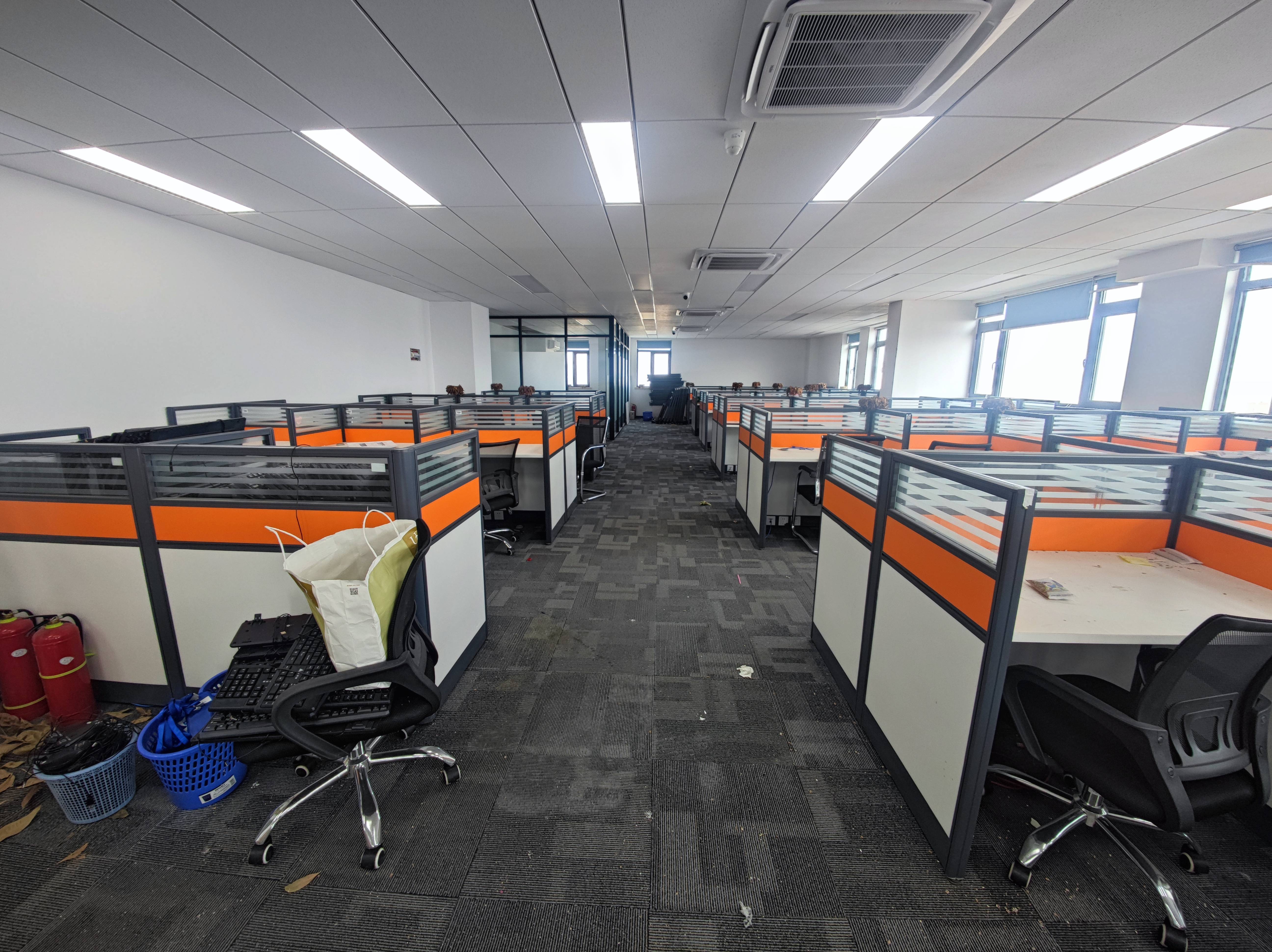 西藏北路申航大厦350平米写字楼出租