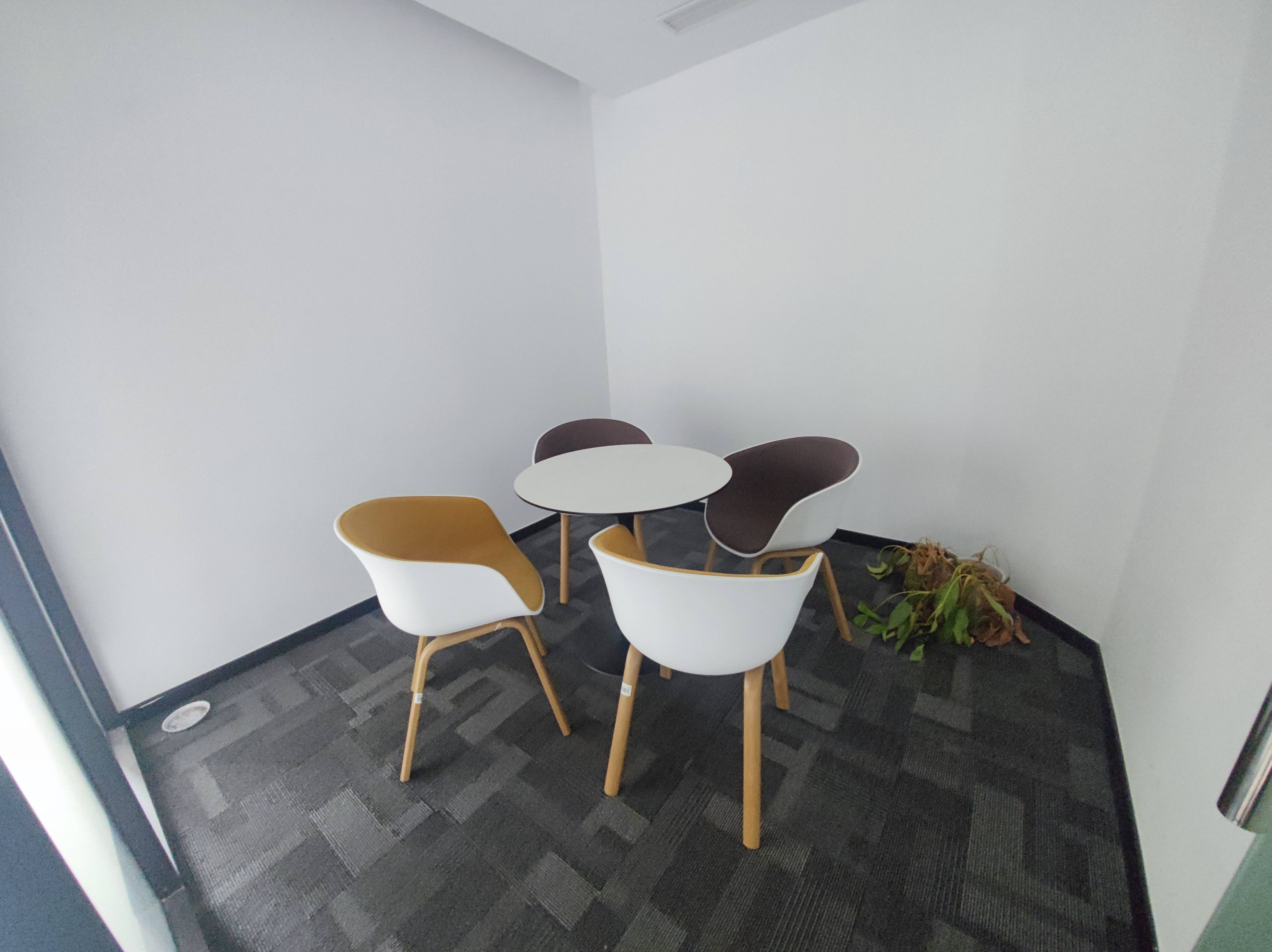 西藏北路申航大厦224平米写字楼出租