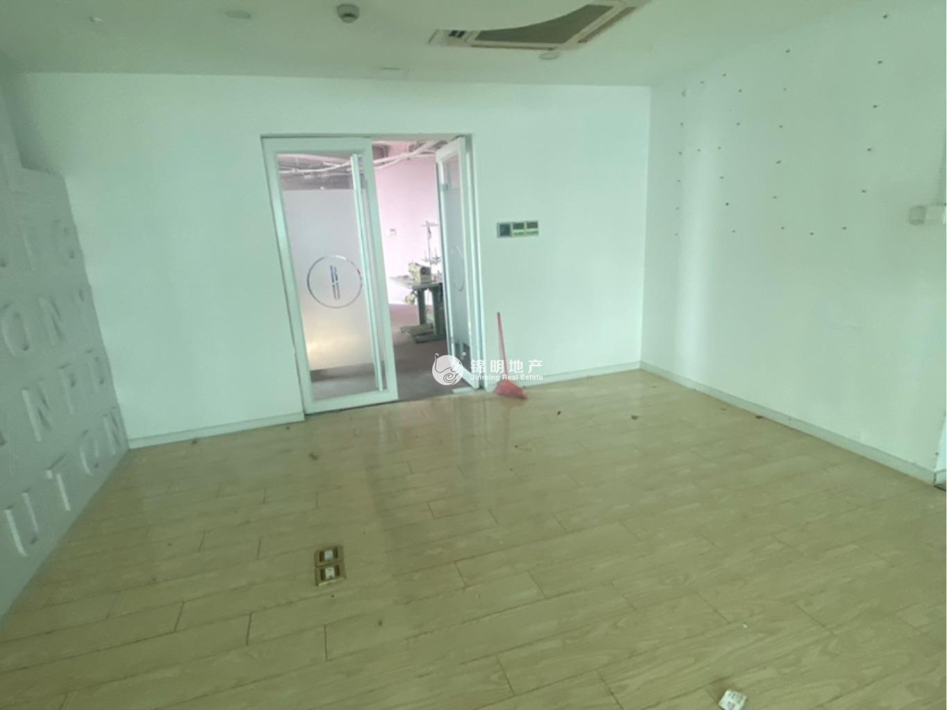 中山公园嘉利大厦270平米写字楼出租