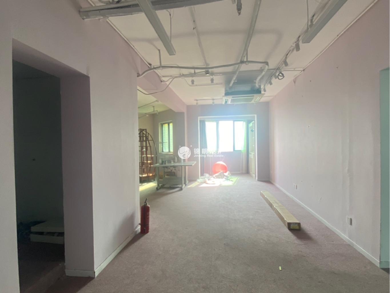 中山公园嘉利大厦270平米写字楼出租