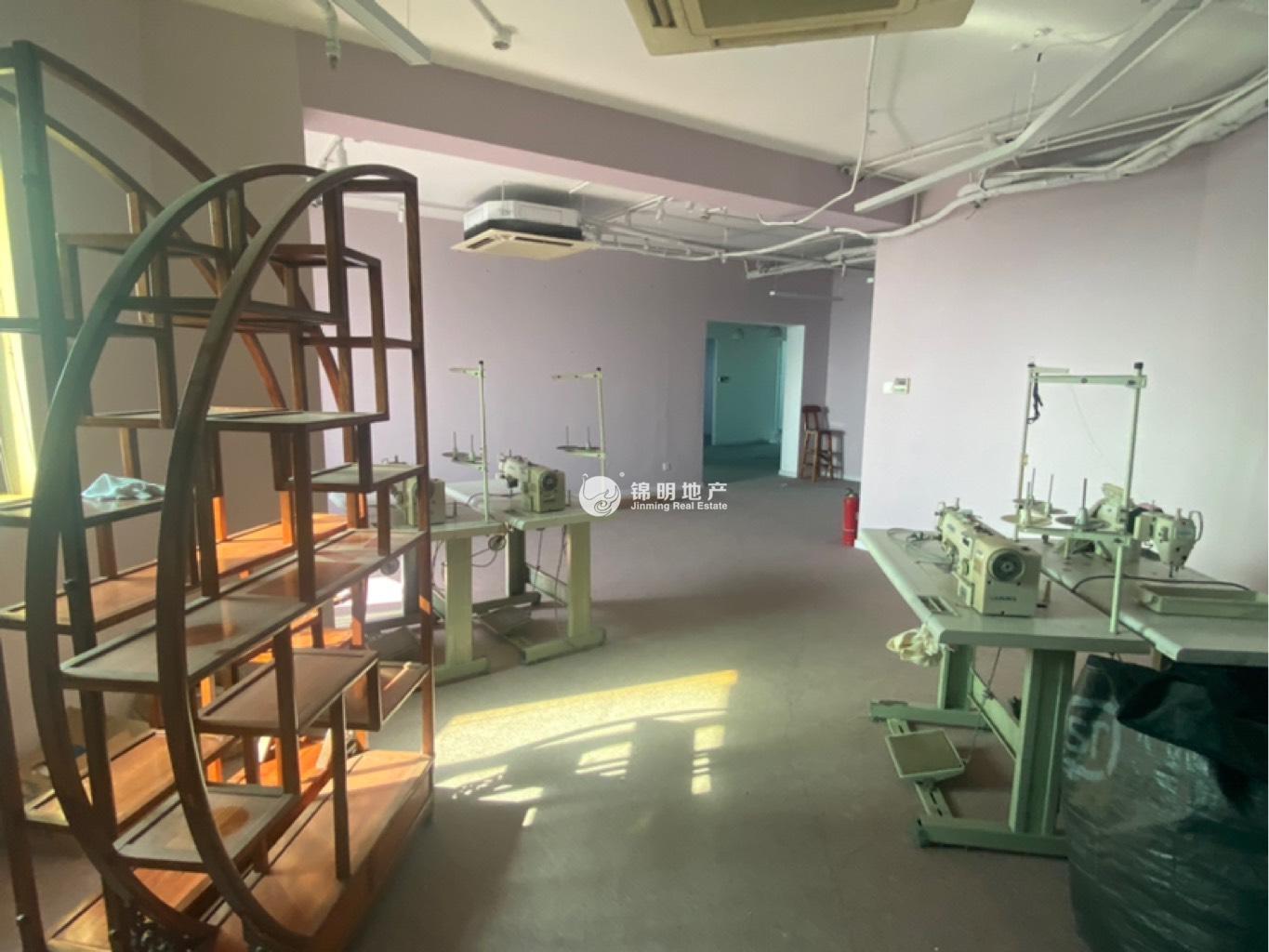 中山公园嘉利大厦270平米写字楼出租