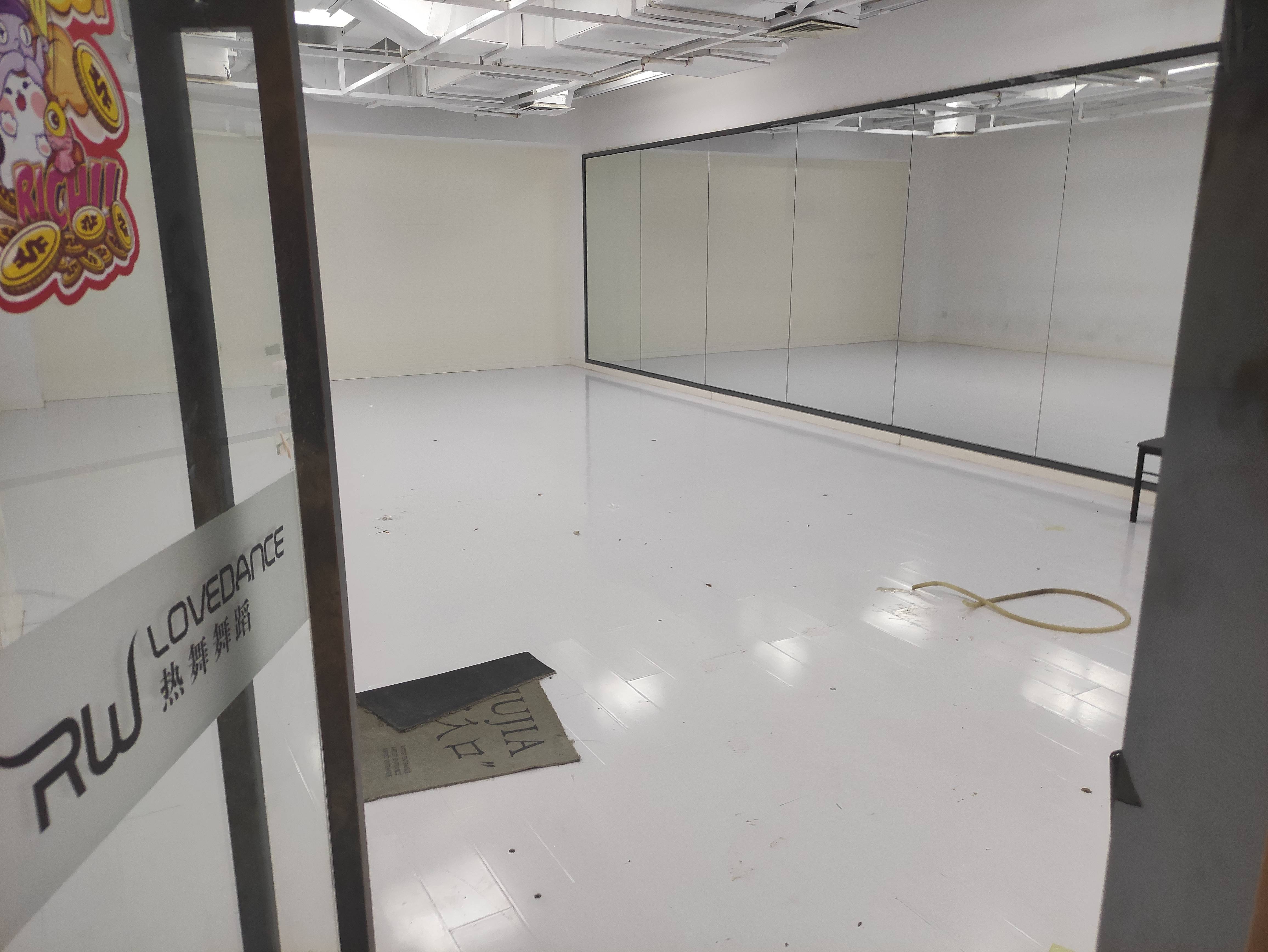 淮海中路淮云大厦129平米写字楼出租