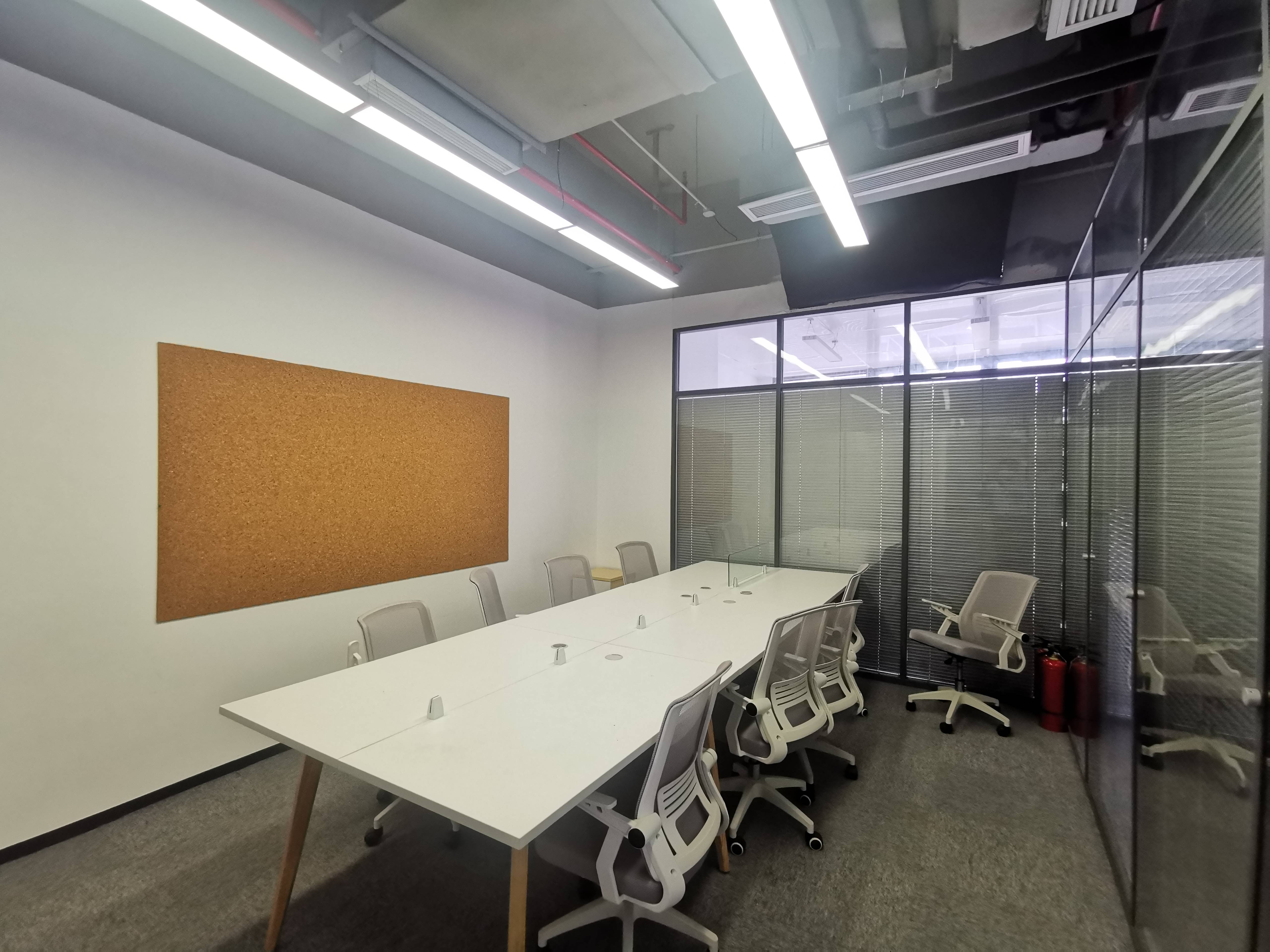 金虹桥龙湖虹桥天街347平米写字楼出租