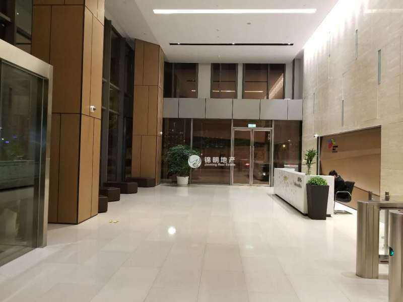 金虹桥龙湖虹桥天街347平米写字楼出租