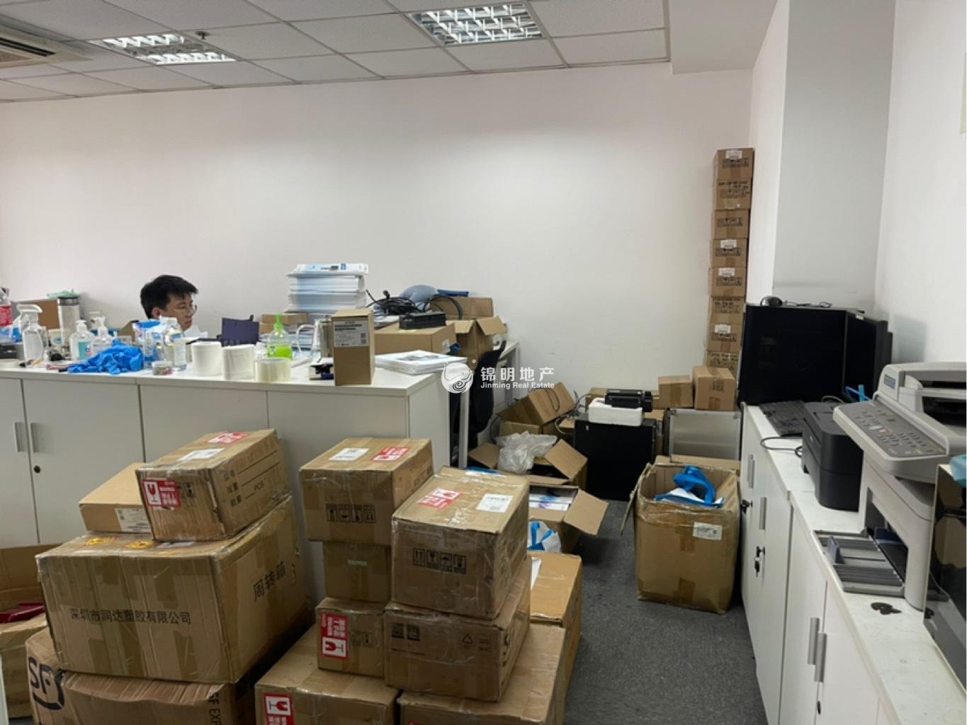 曹杨绿地同创大厦96平米写字楼出租