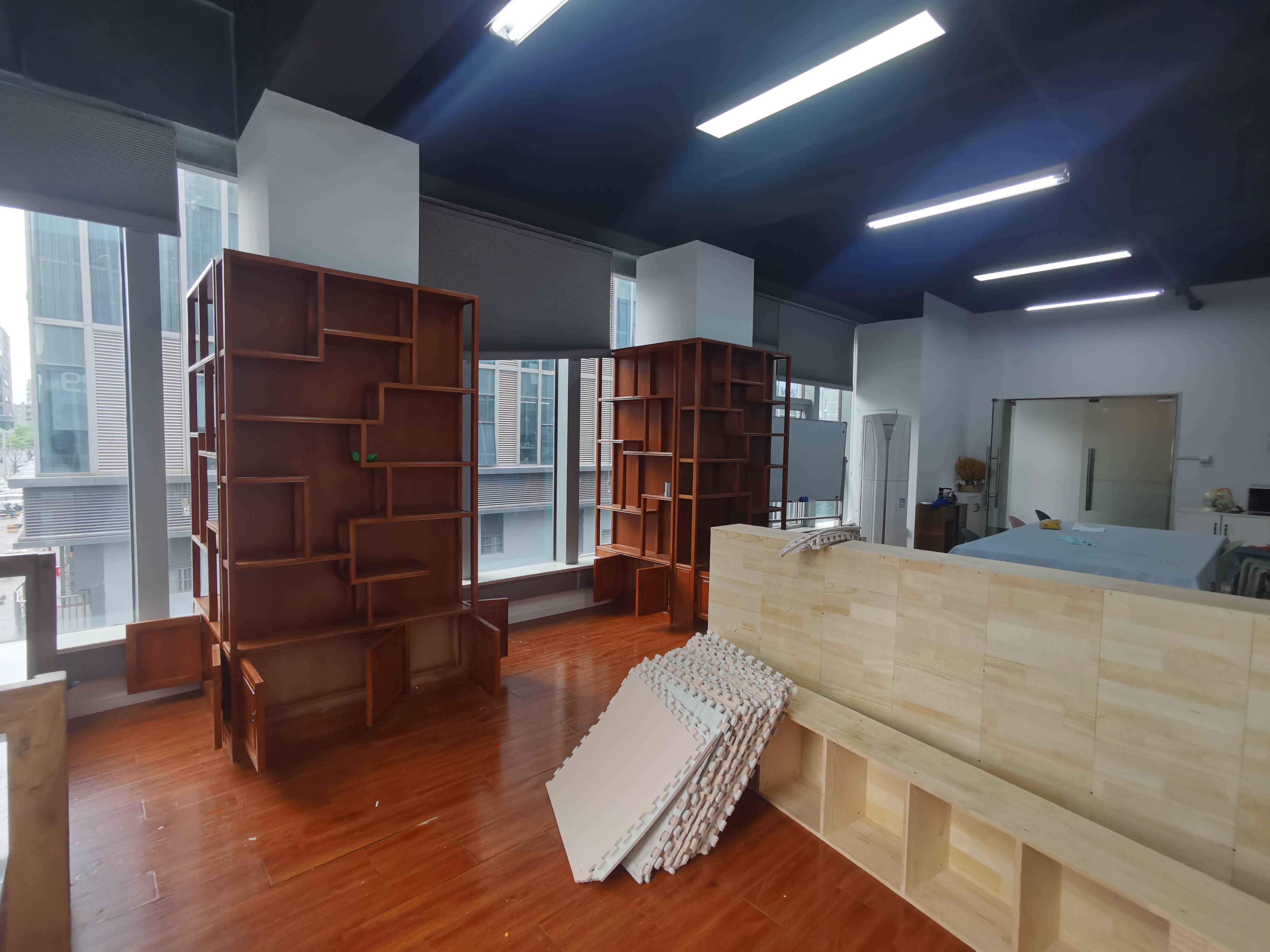 七宝万科七宝国际64平米写字楼出租