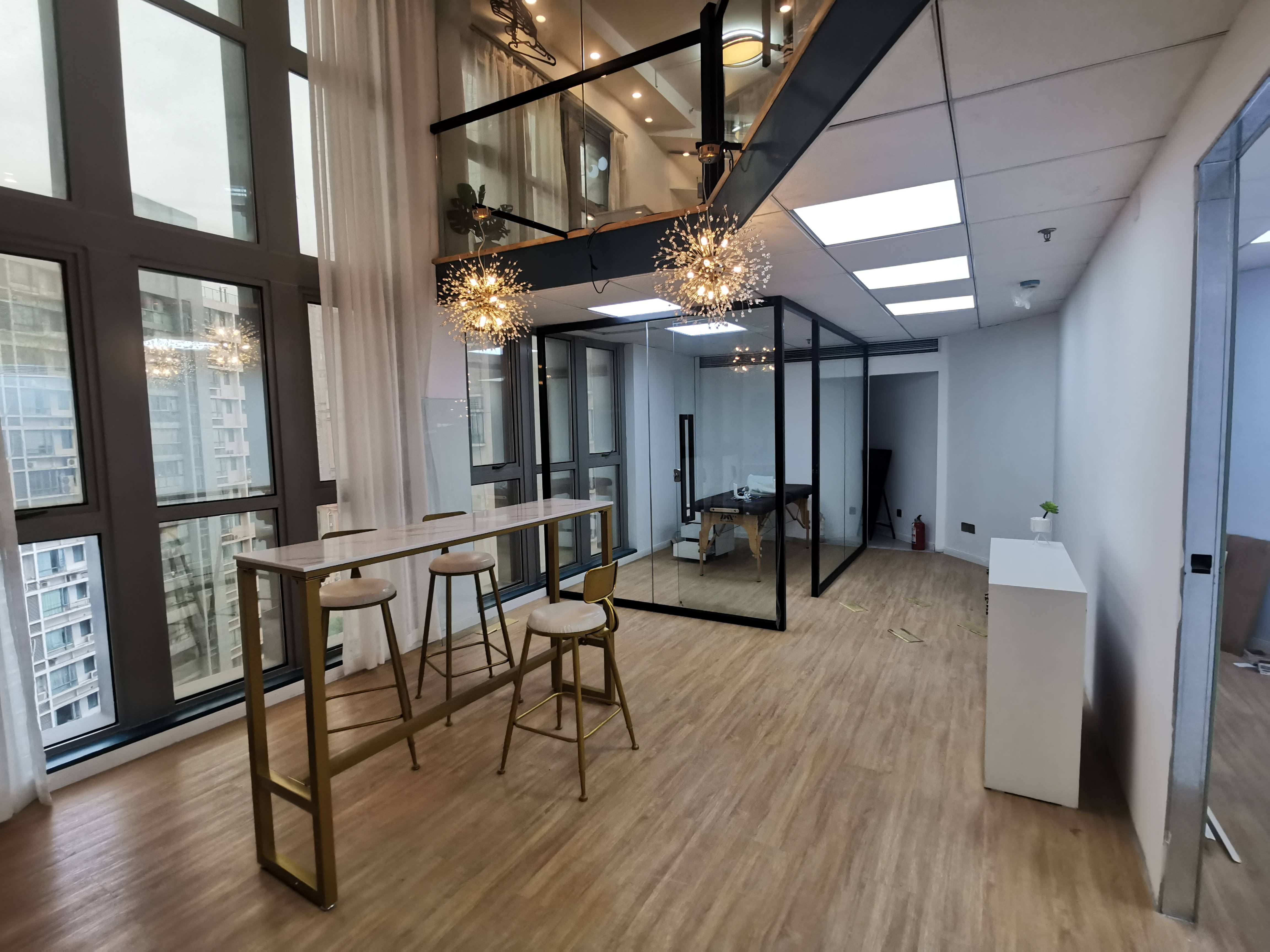 曹杨尚诚国际82平米写字楼出租