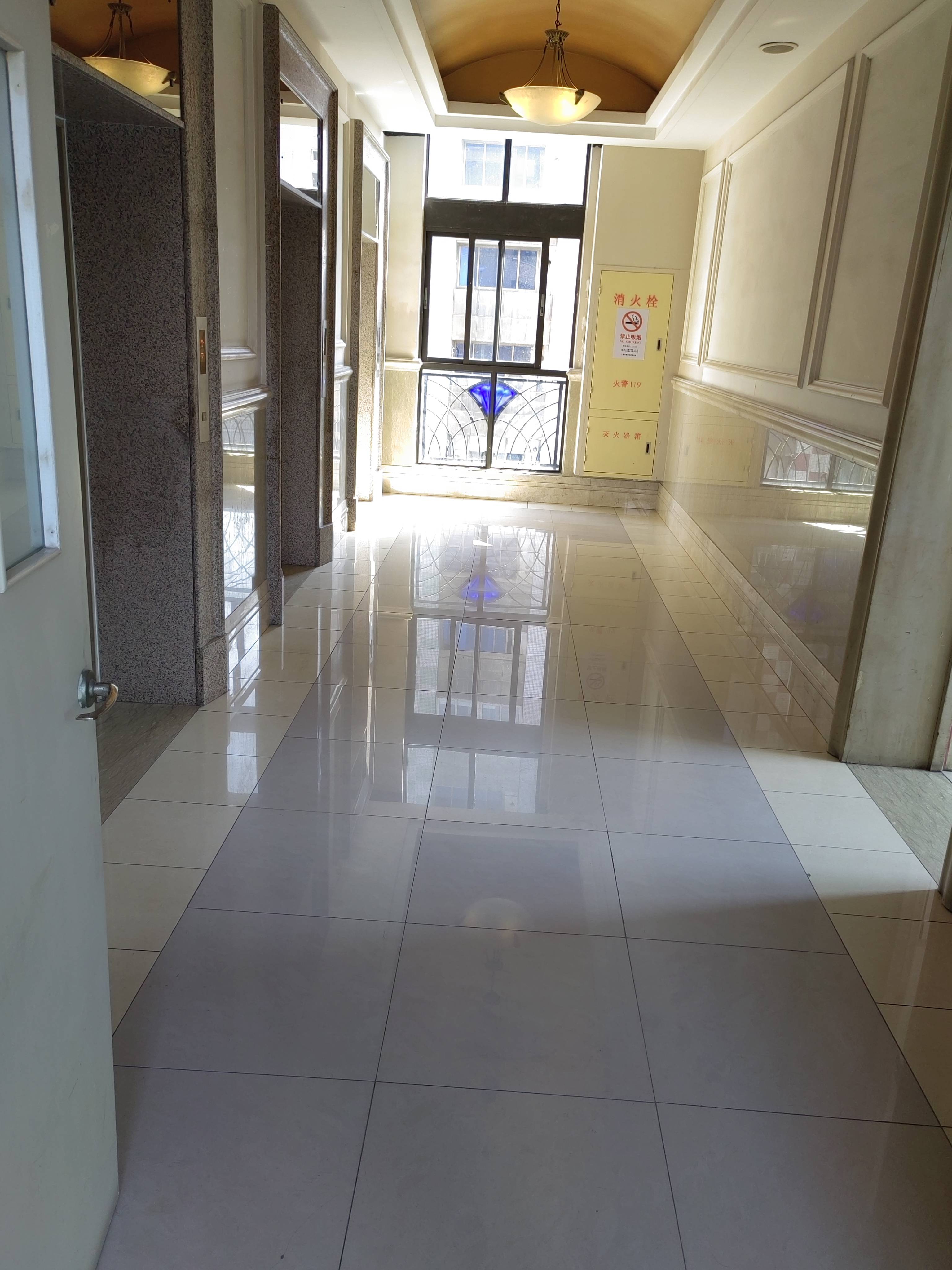 长寿路圣天地商务楼63平米写字楼出租