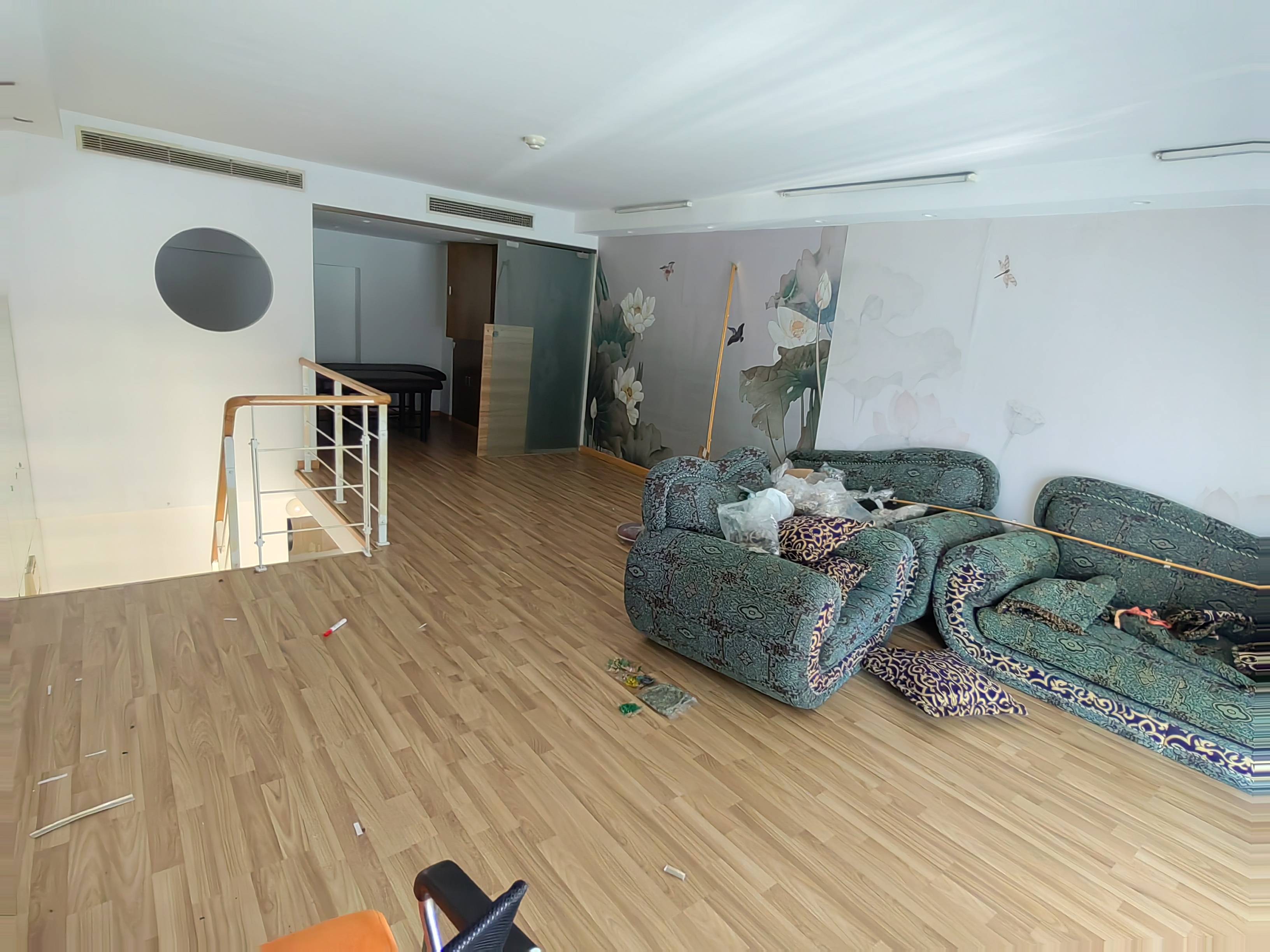 长寿路圣天地商务楼63平米写字楼出租