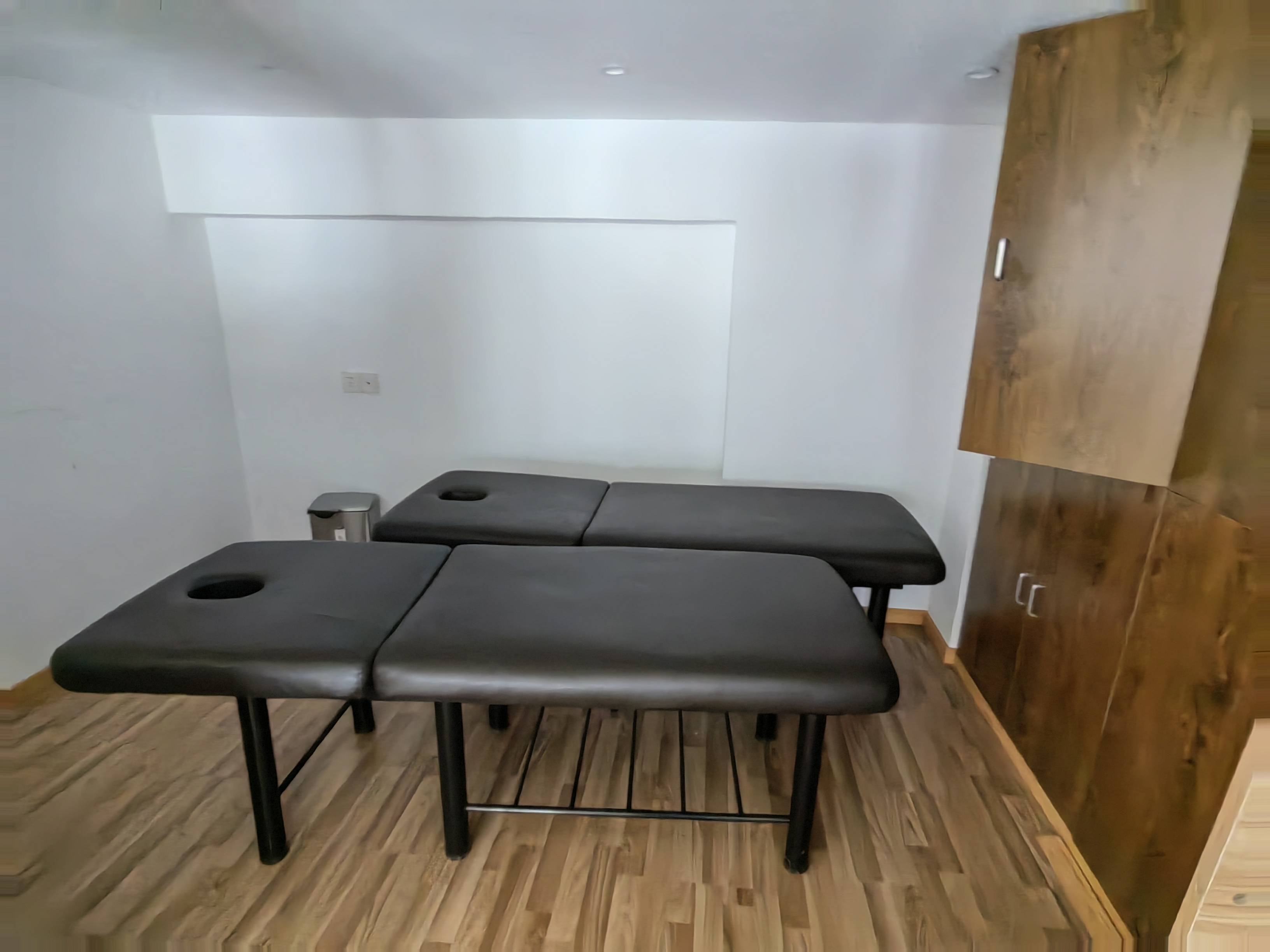 长寿路圣天地商务楼63平米写字楼出租