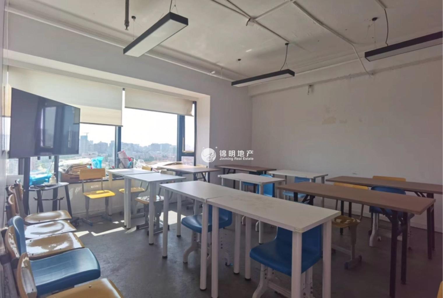 漕河泾光大会展中心130平米写字楼出租