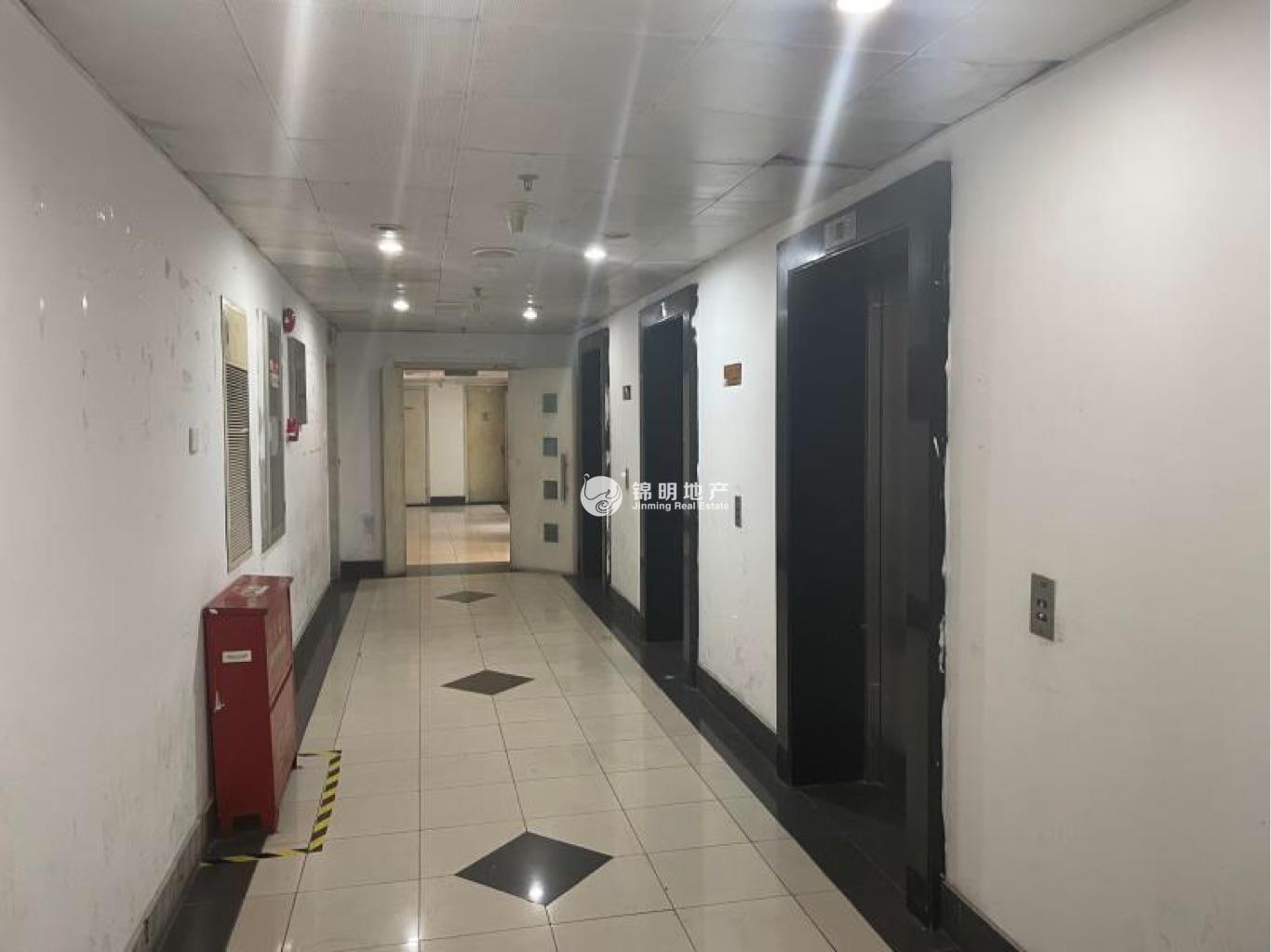 漕河泾光大会展中心130平米写字楼出租