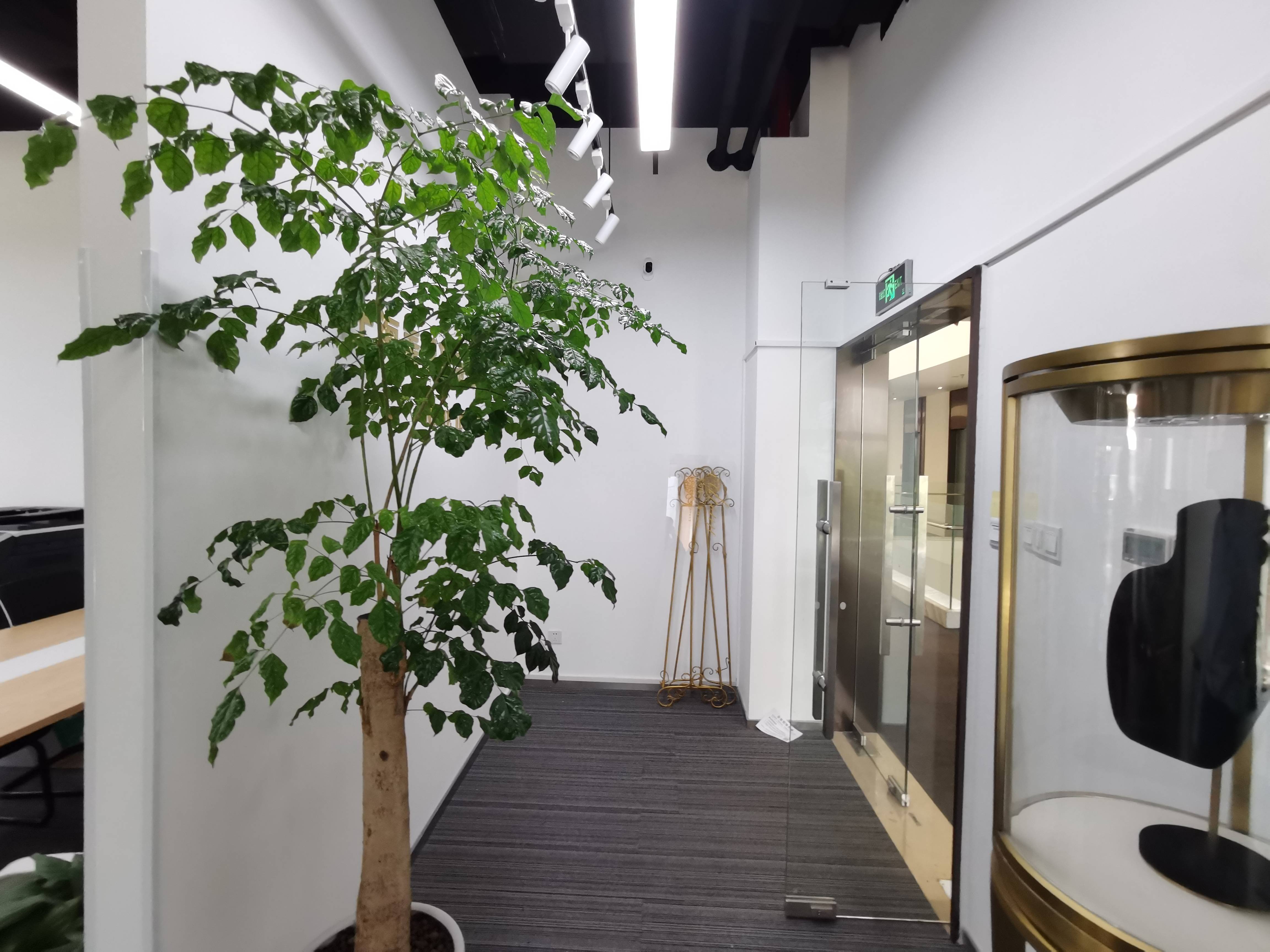 七宝万科七宝国际143平米写字楼出租