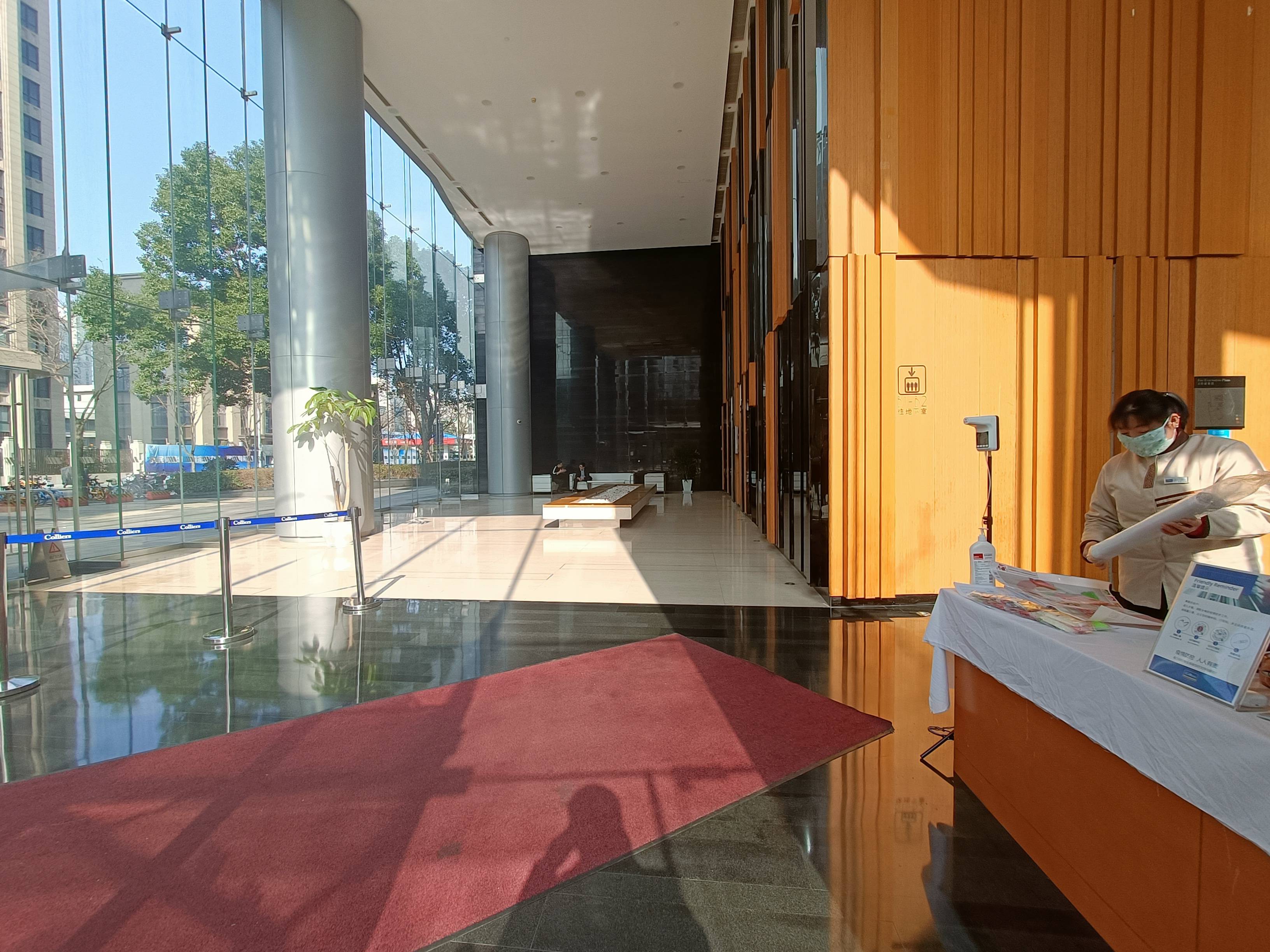 世博滨江绿地海外滩201平米写字楼出租