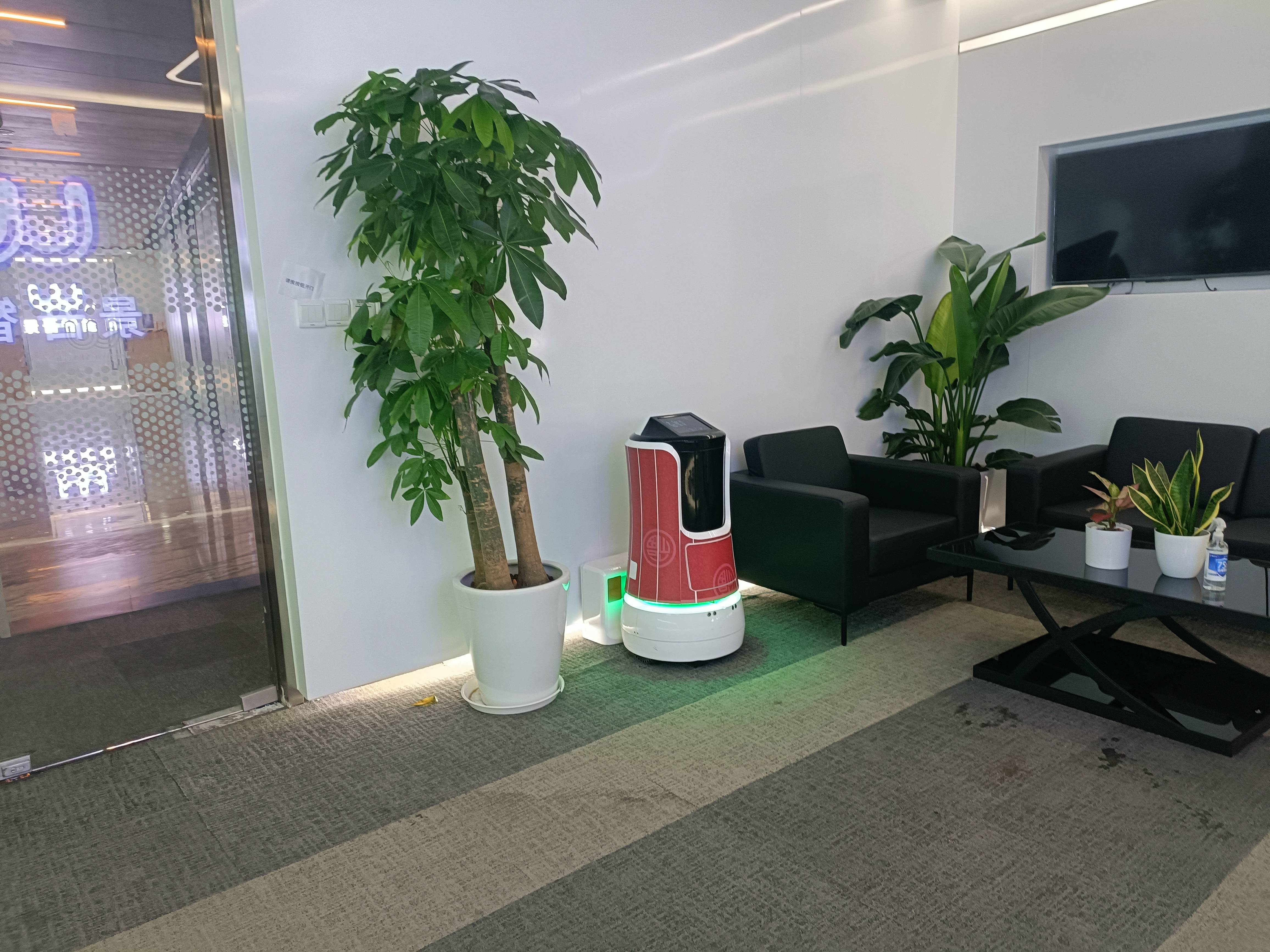 世博滨江绿地海外滩211平米写字楼出租