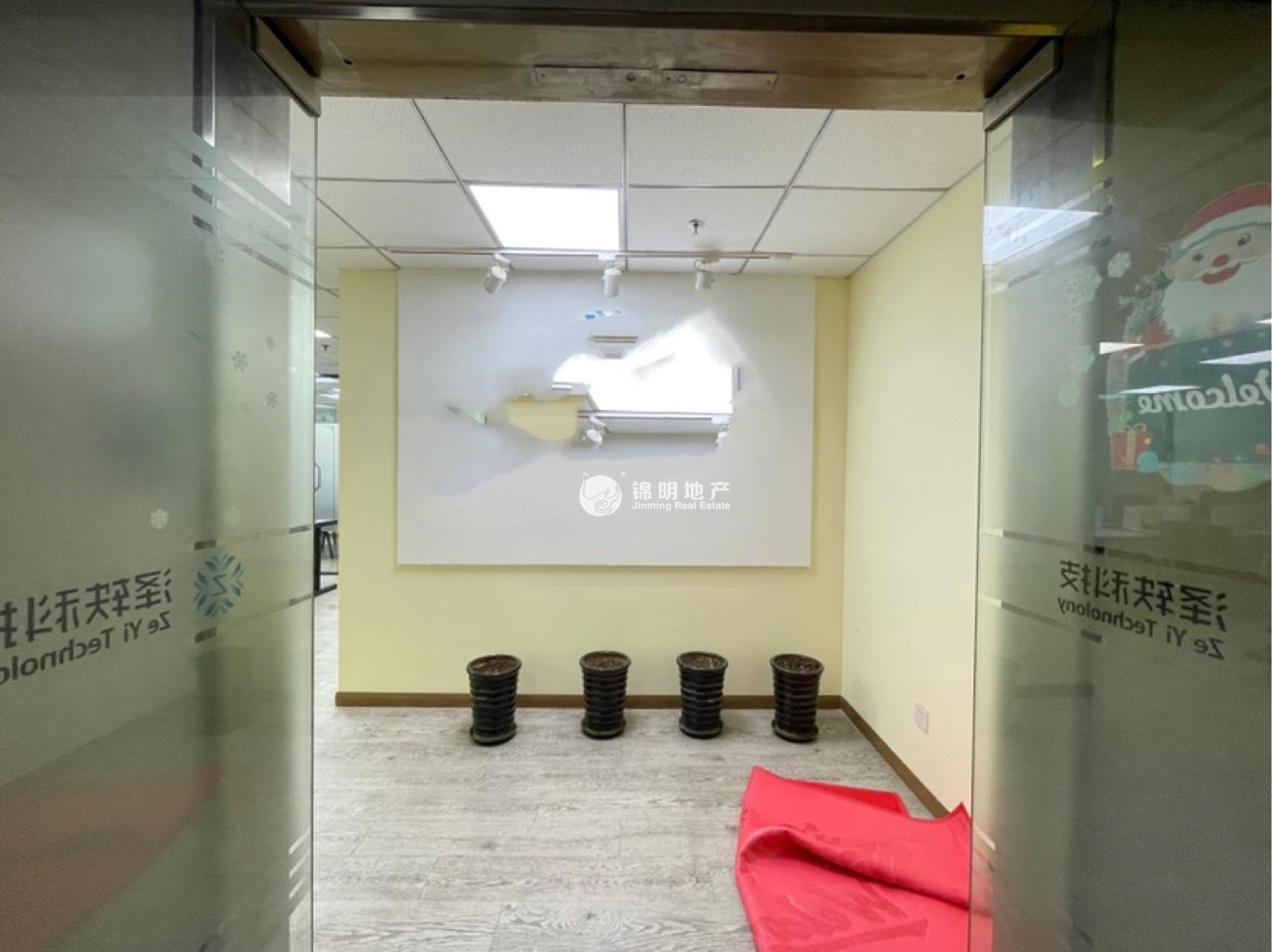 曹杨绿地科创大厦100平米写字楼出租