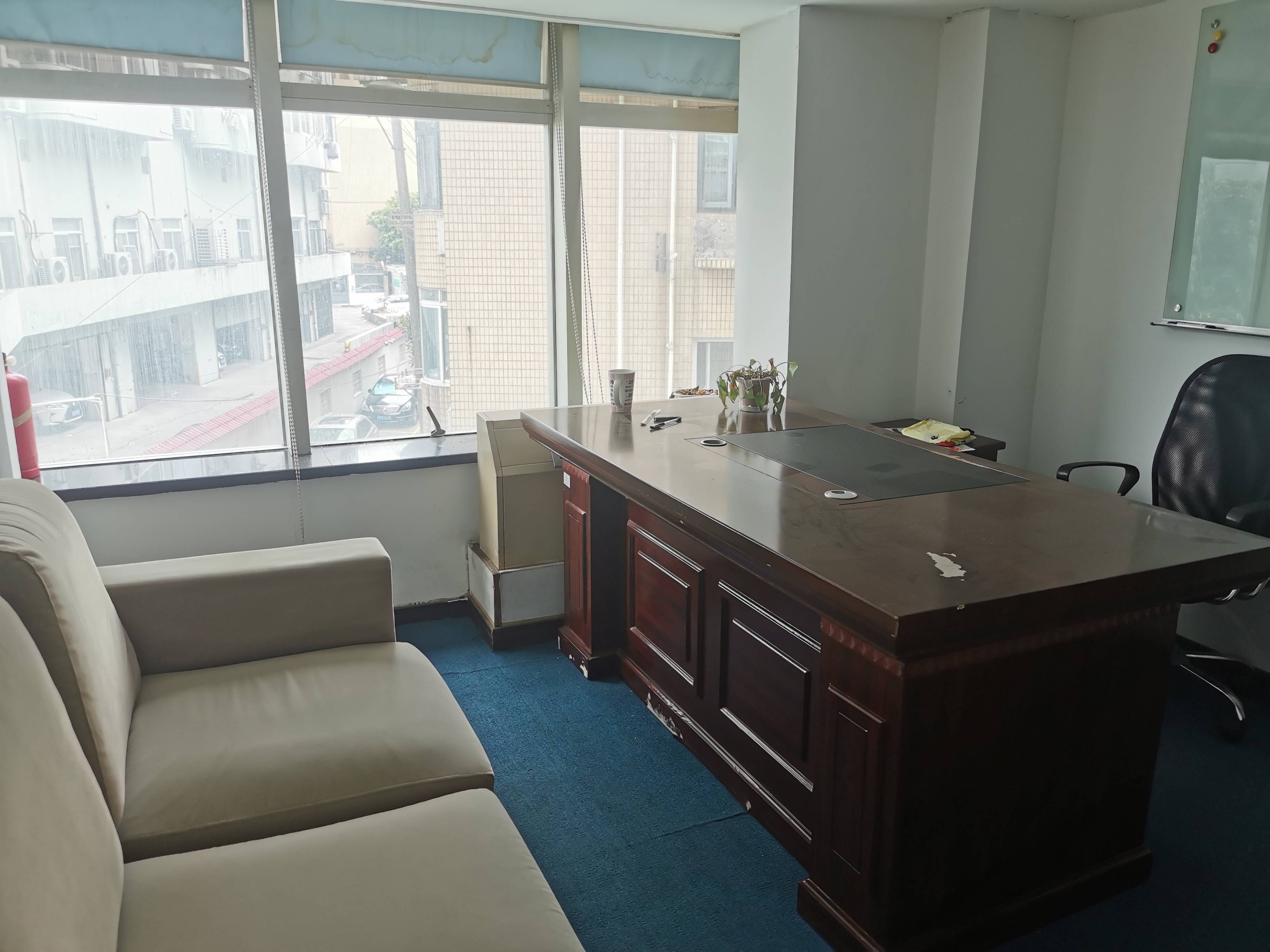 万体馆中煌大厦78平米写字楼出租