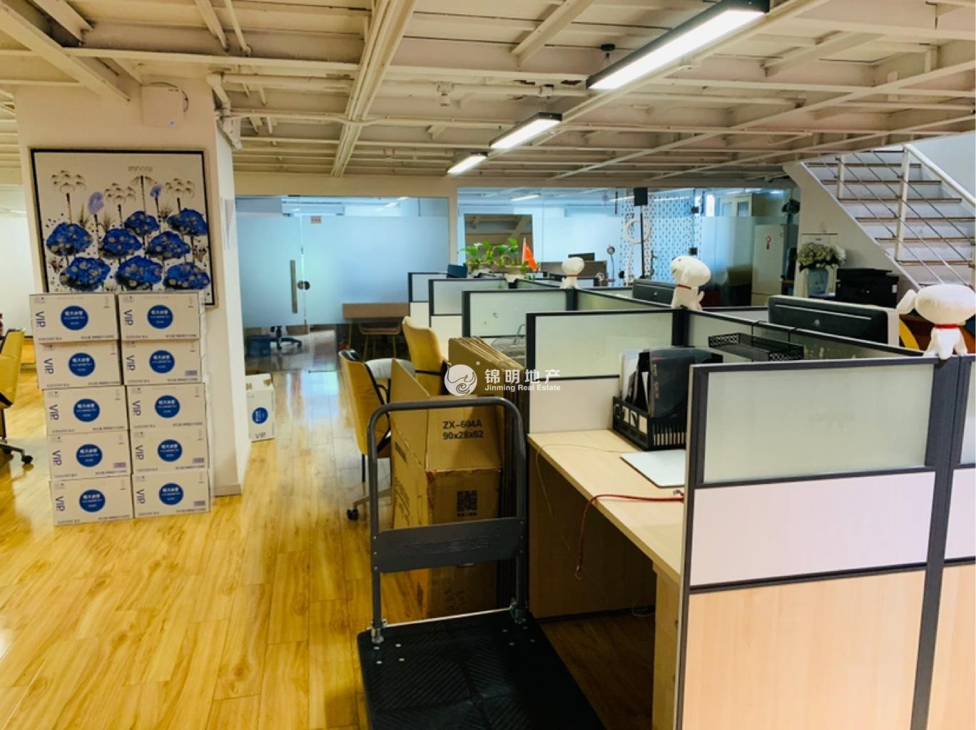 江宁路静安创展中心330平米写字楼出租