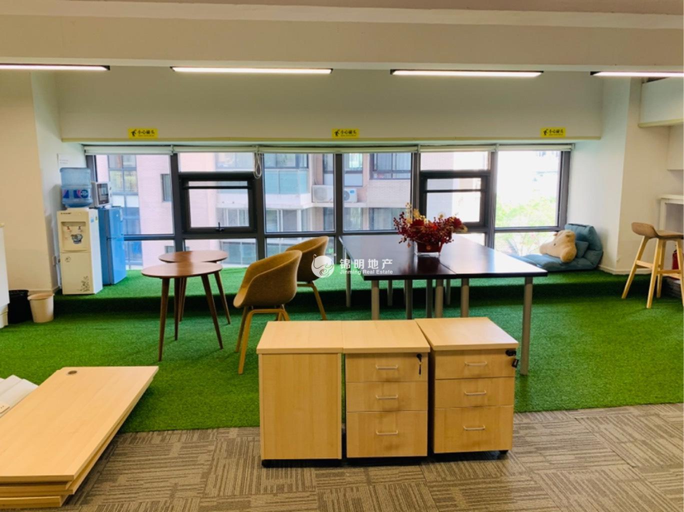 江宁路静安创展中心330平米写字楼出租