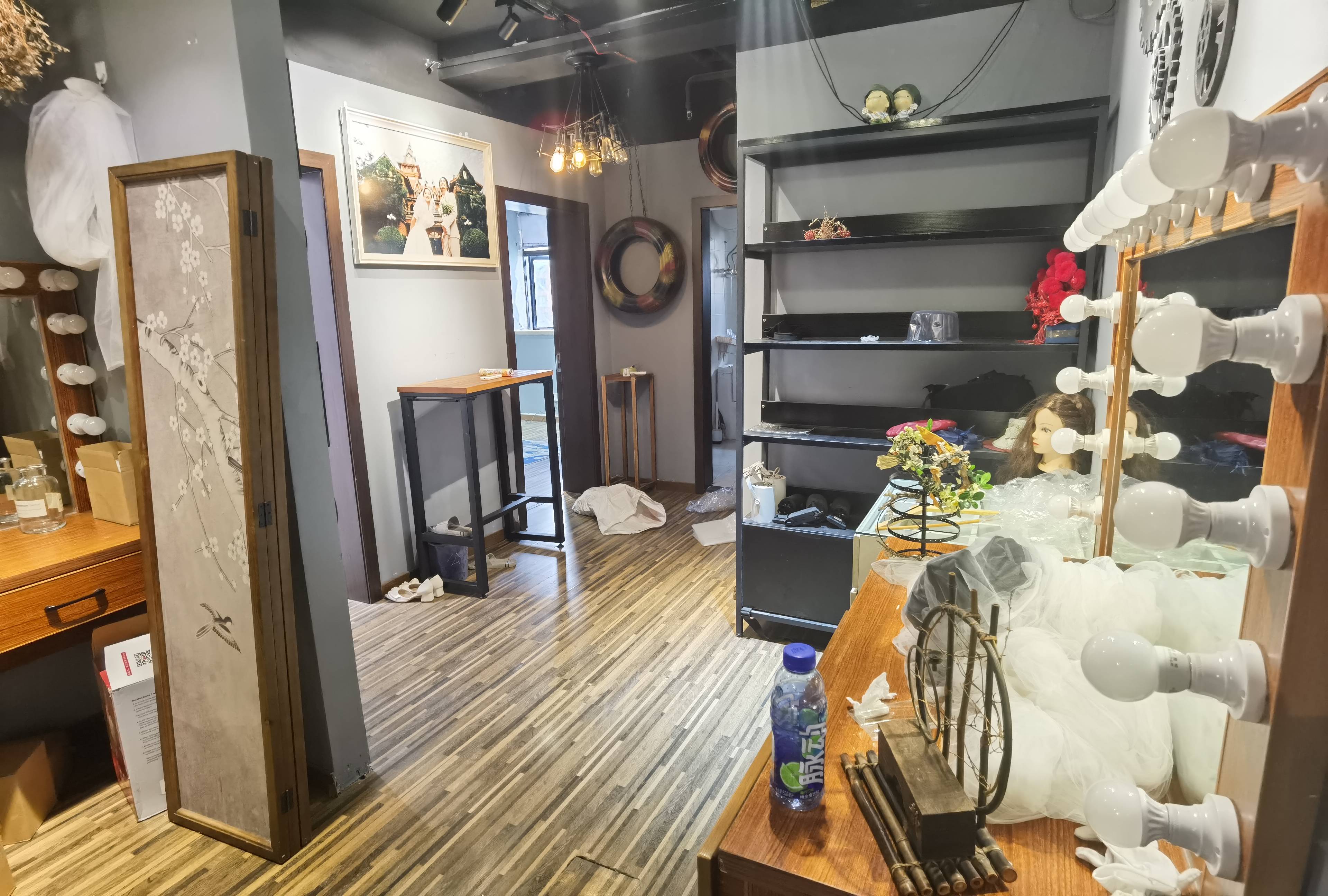 南京西路申银发展大厦175平米写字楼出租