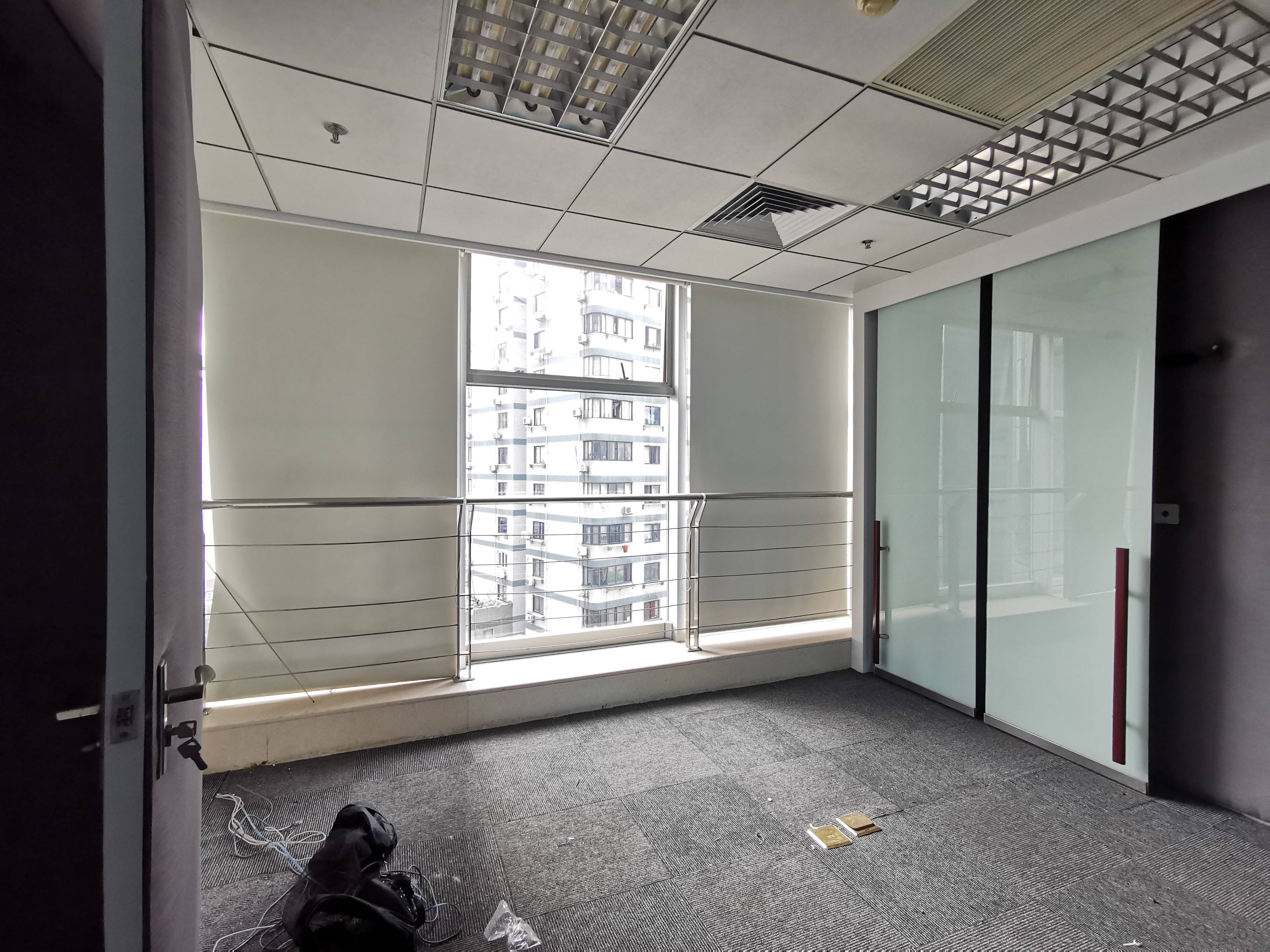 光新飞洲时代大厦96平米写字楼出租