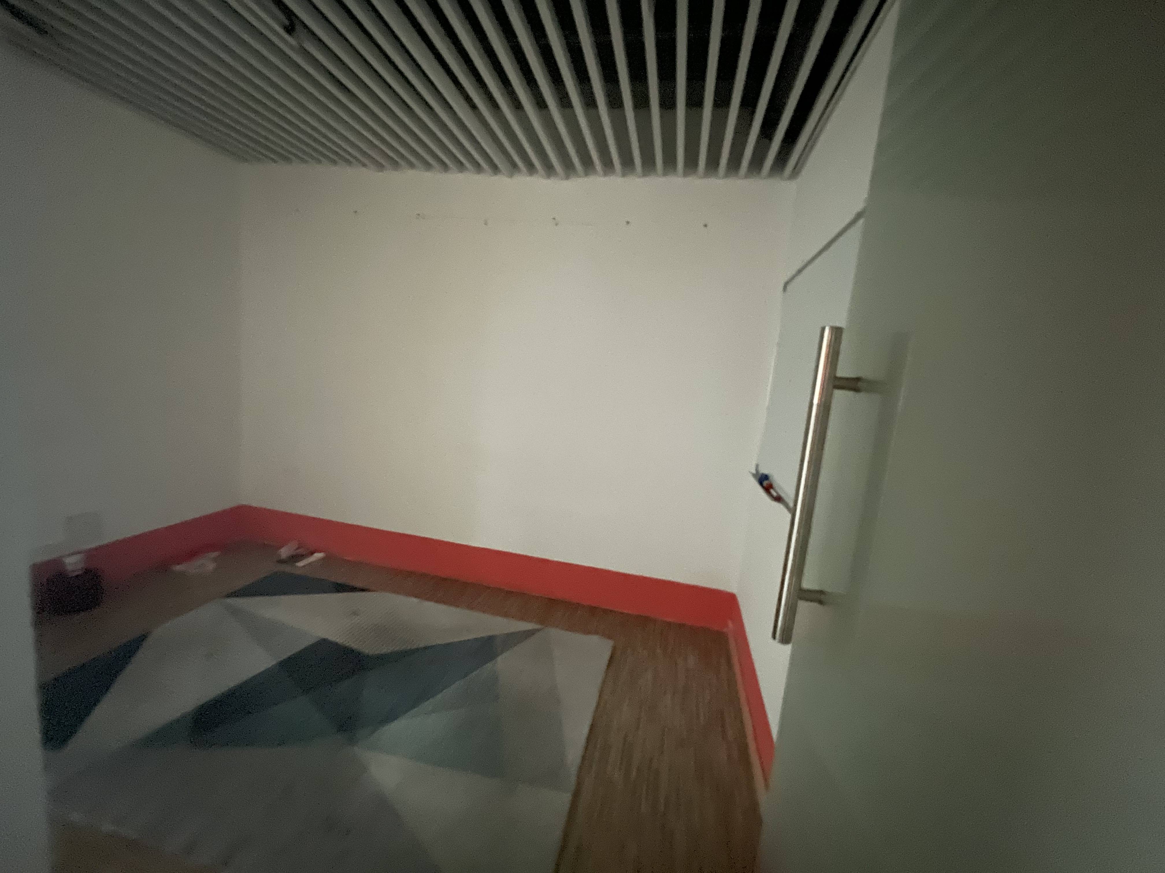 潍坊钱江大厦132平米写字楼出租