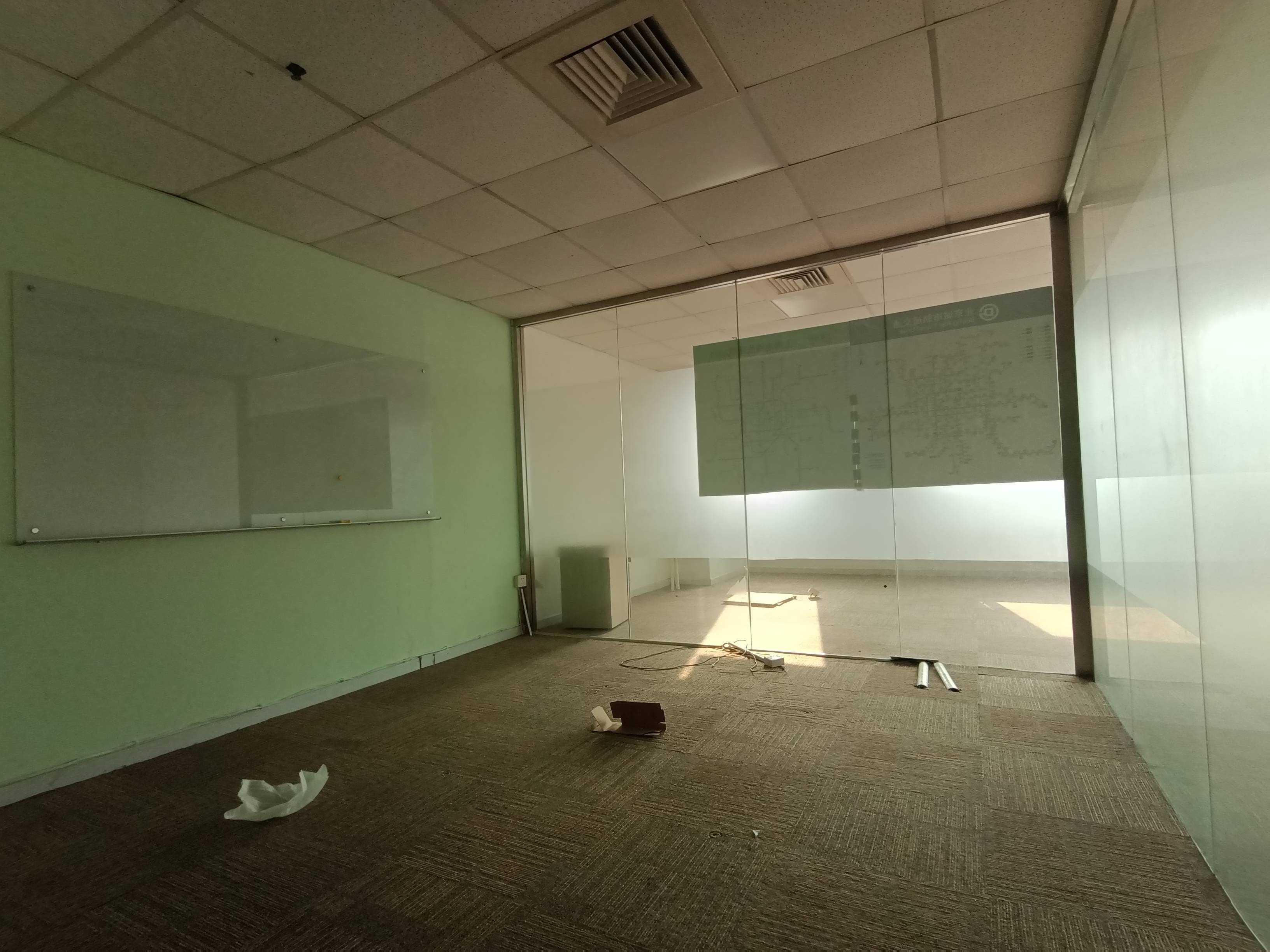 徐家汇兆丰环球大厦97平米写字楼出租