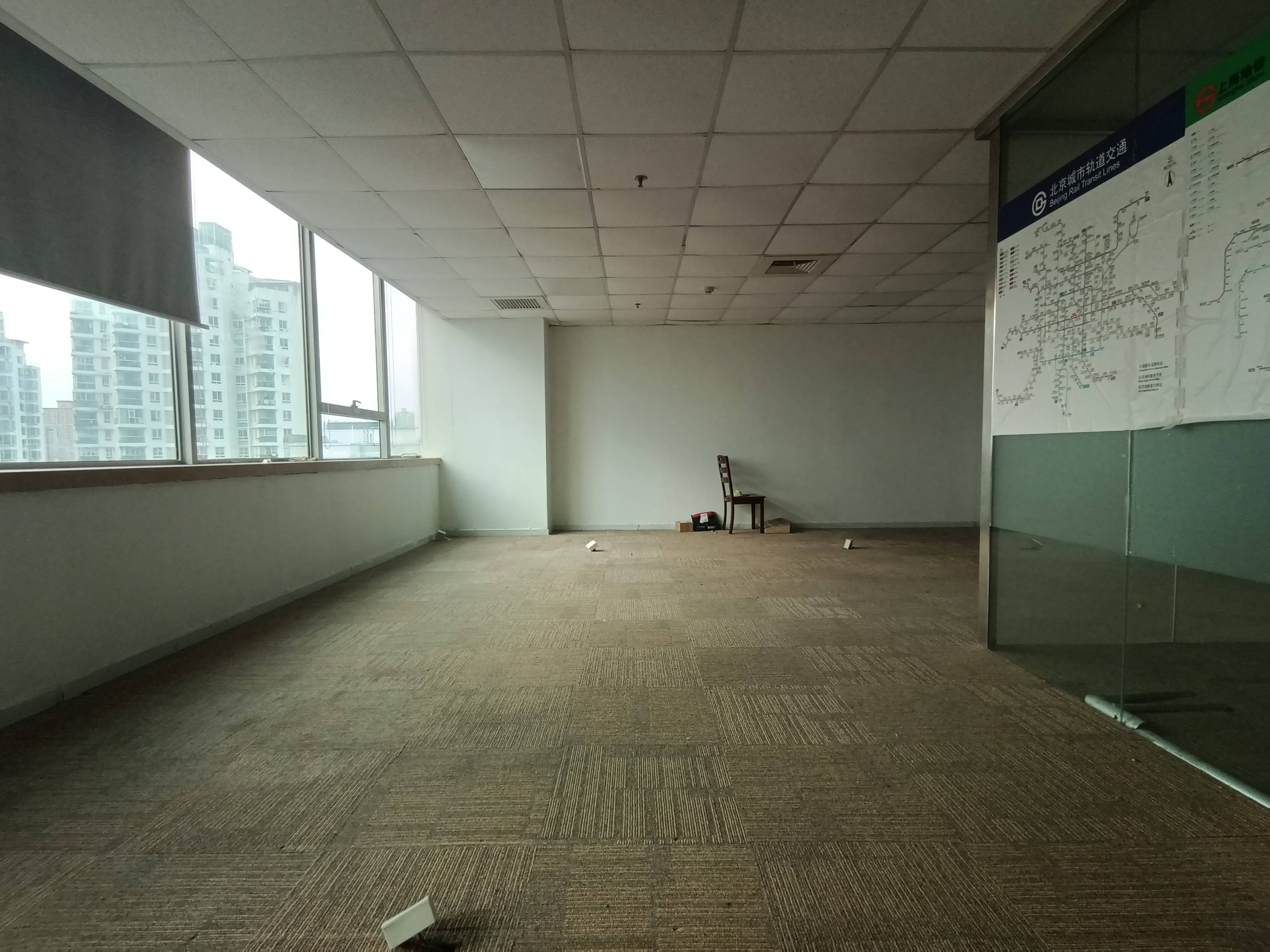 徐家汇兆丰环球大厦97平米写字楼出租