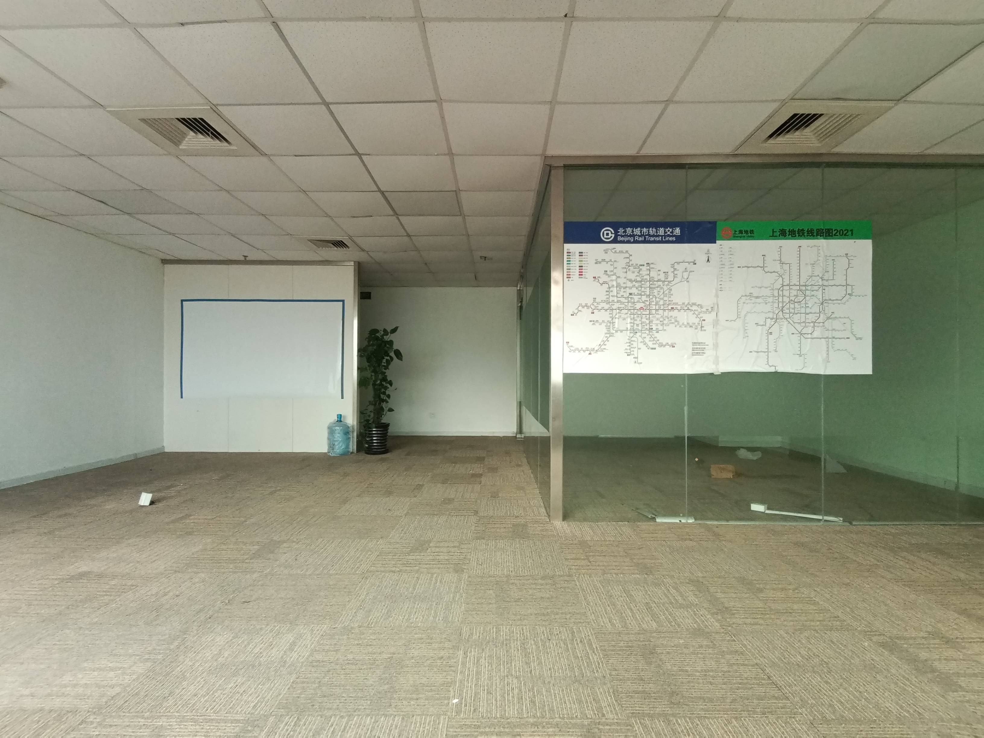 徐家汇兆丰环球大厦97平米写字楼出租