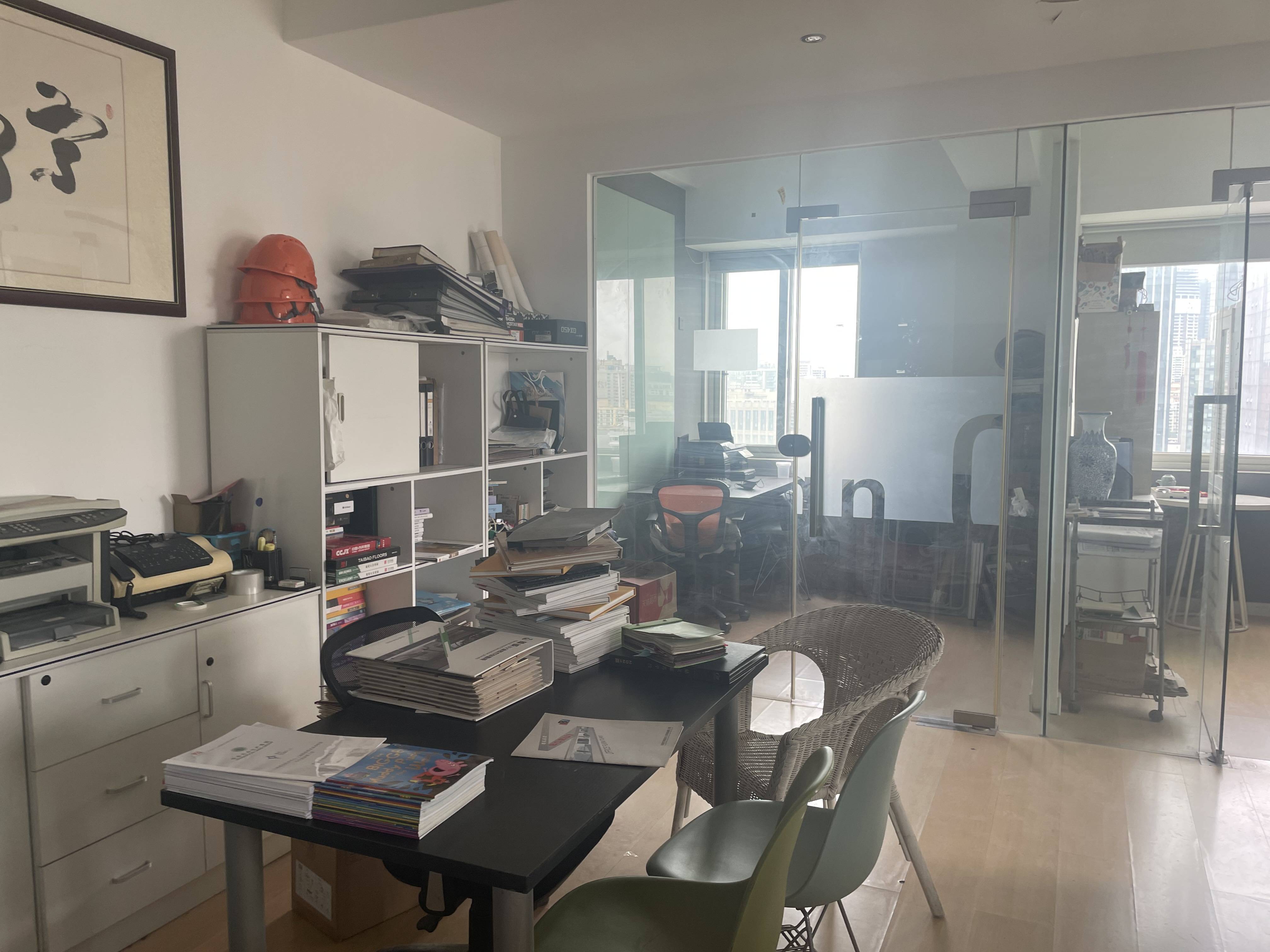 田林环线广场95平米写字楼出租