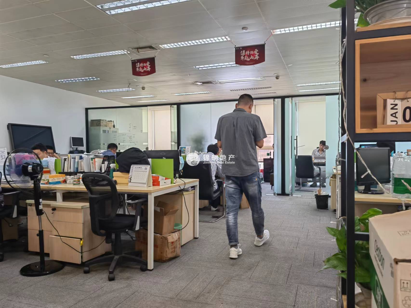 曹杨长城大厦113平米写字楼出租