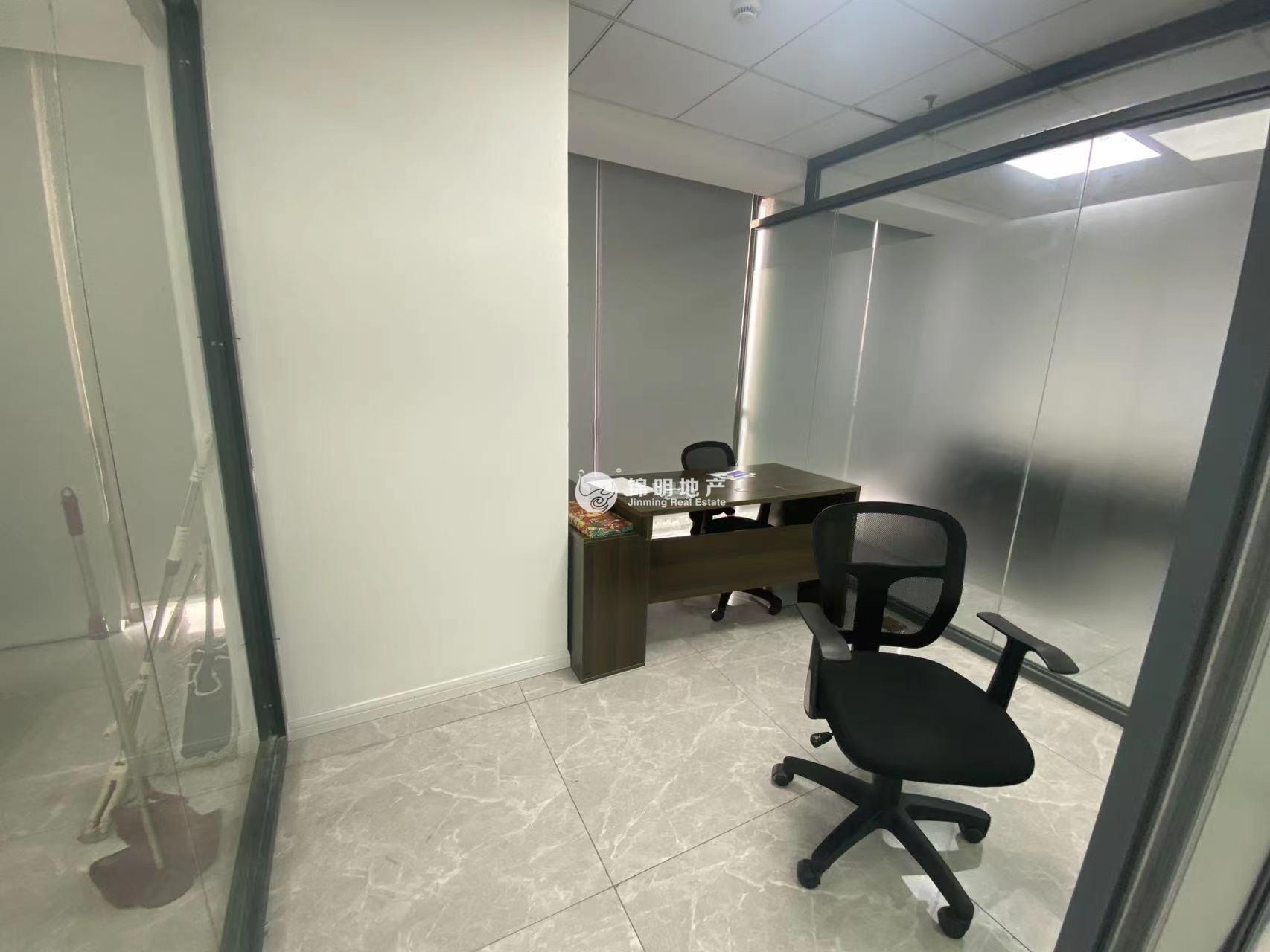 莘庄绿地蓝海102平米写字楼出租