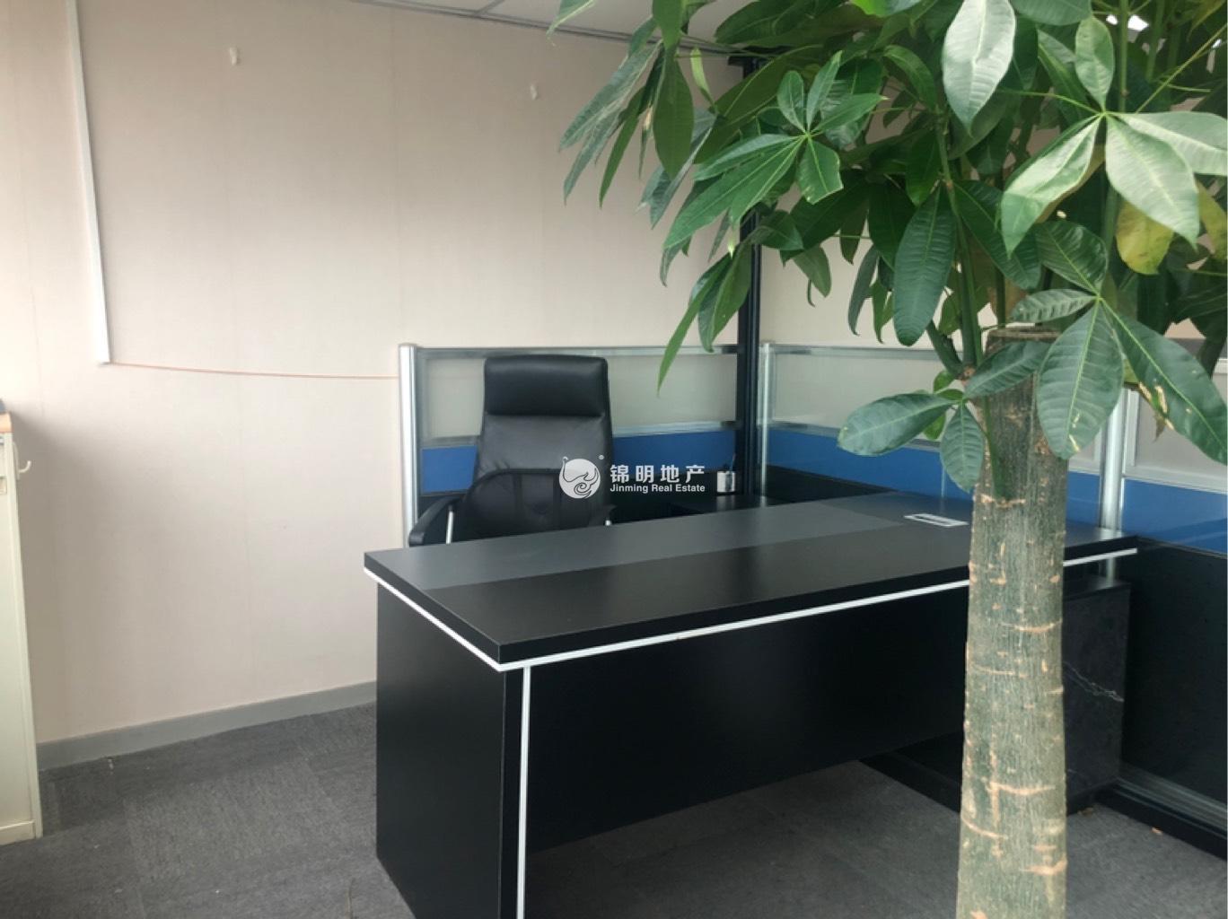 不夜城联通国际大厦109平米写字楼出租