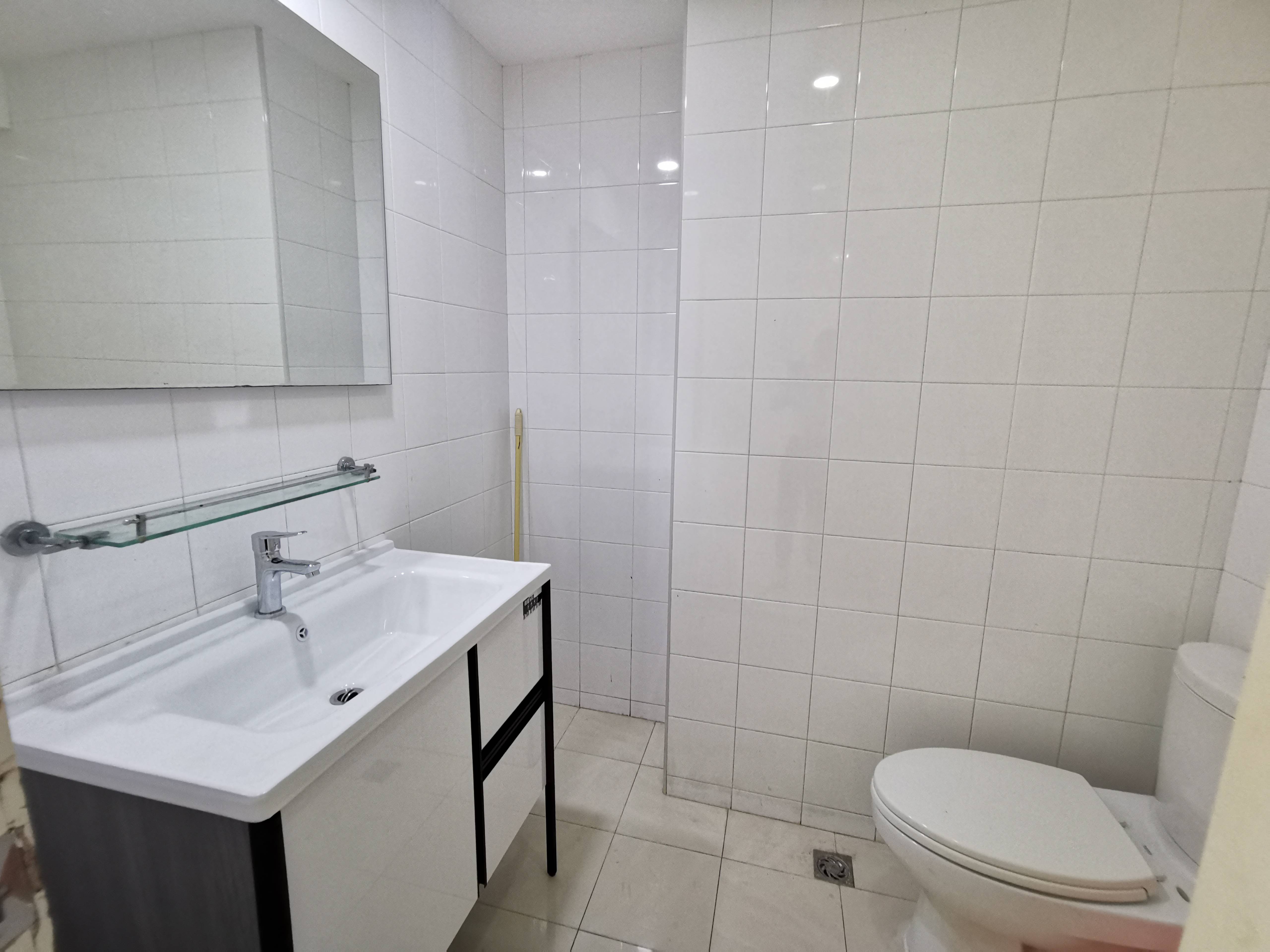 长寿路圣天地商务楼73平米写字楼出租