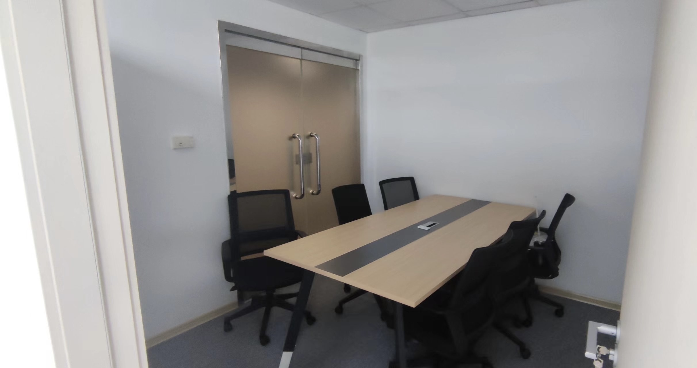 仙霞远东国际广场44平米写字楼出租