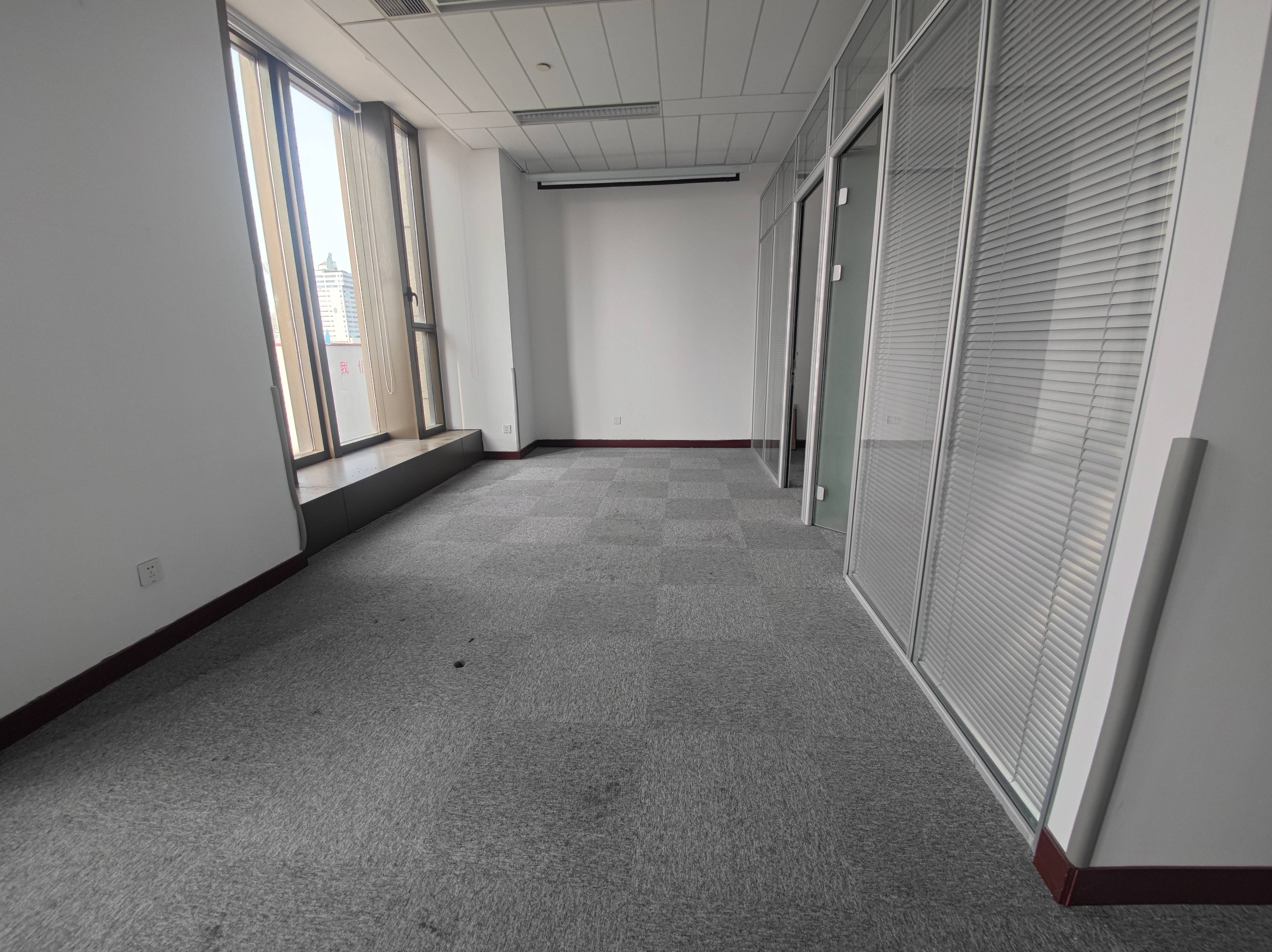 西藏北路长泰企业天地广场75平米写字楼出租