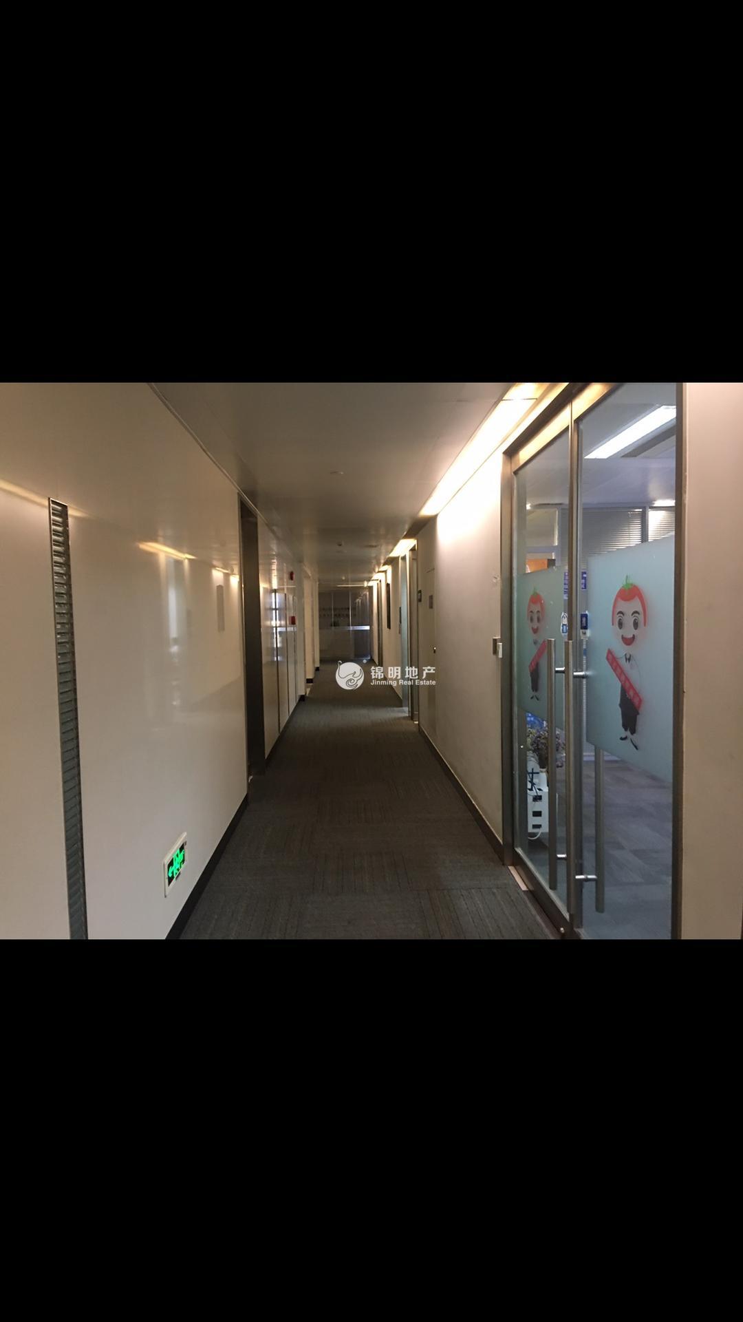 徐家汇兆丰环球大厦96平米写字楼出租