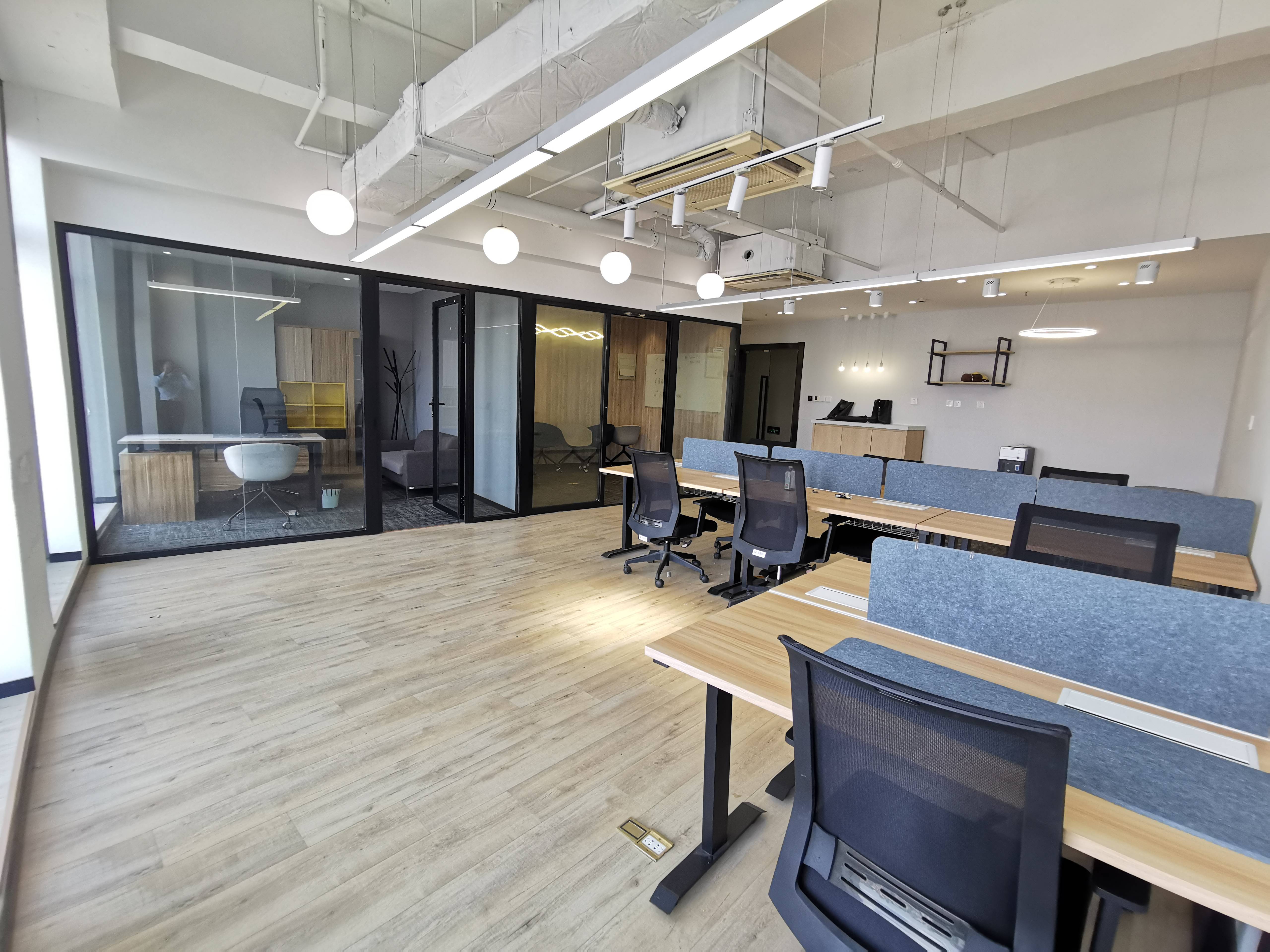 长寿路源达大厦132平米写字楼出租