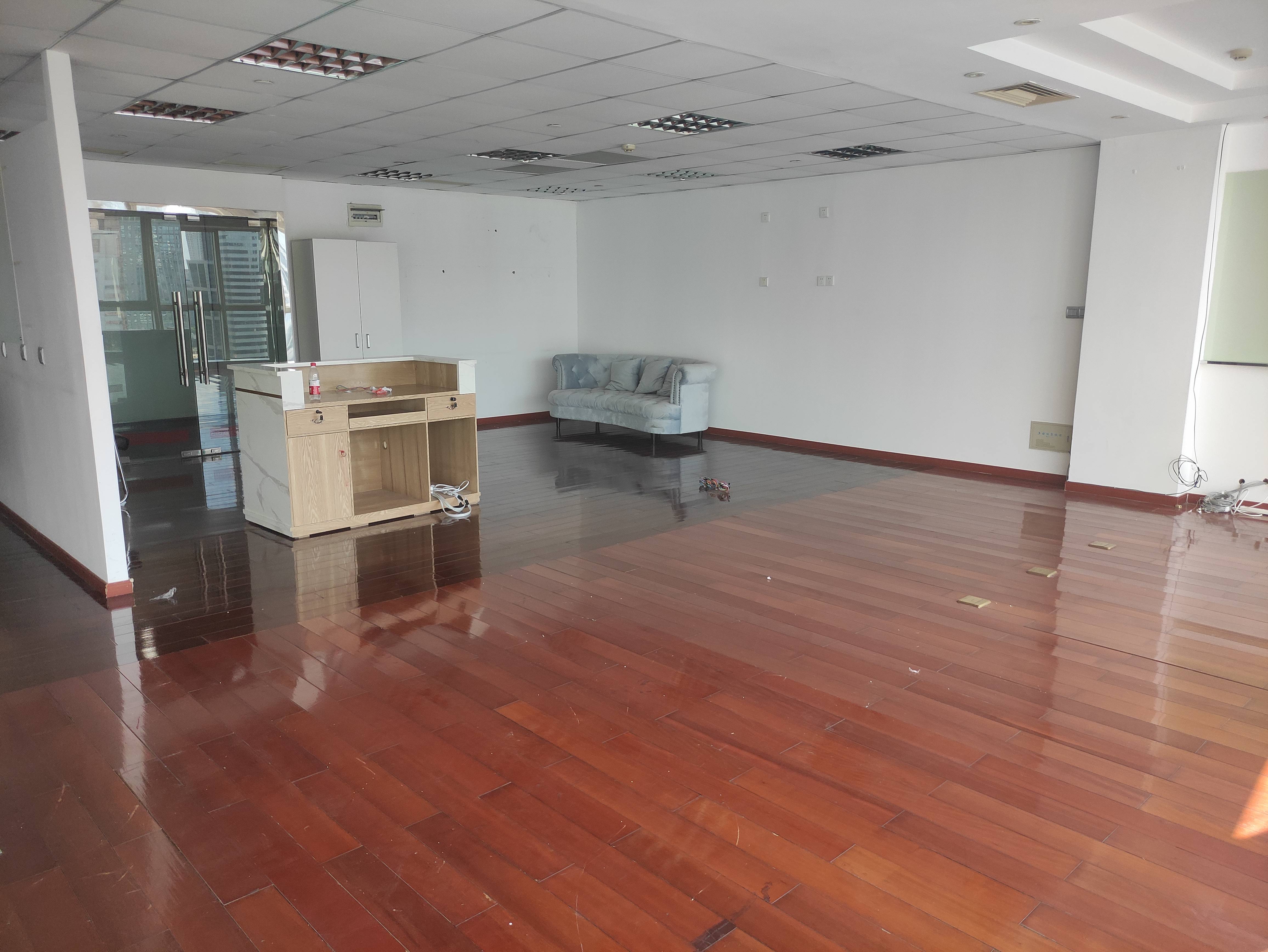 淮海中路东淮海国际大厦70平米写字楼出租