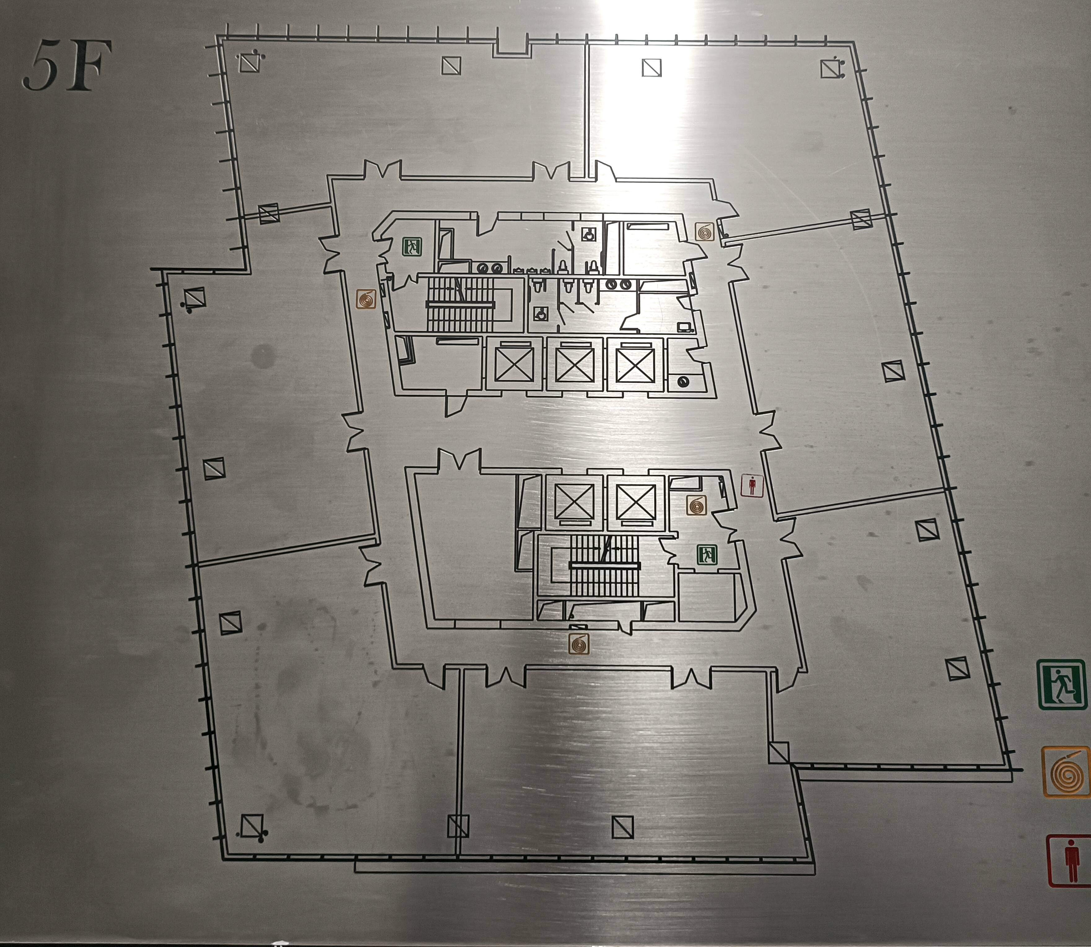 世博滨江绿地海外滩210平米写字楼出租