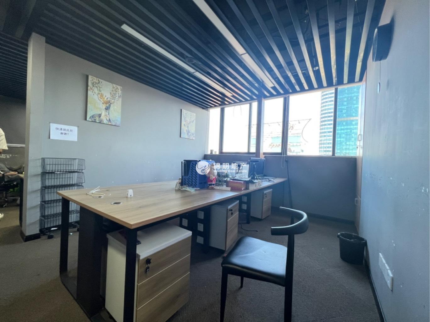 打浦桥宝鼎大厦172平米写字楼出租