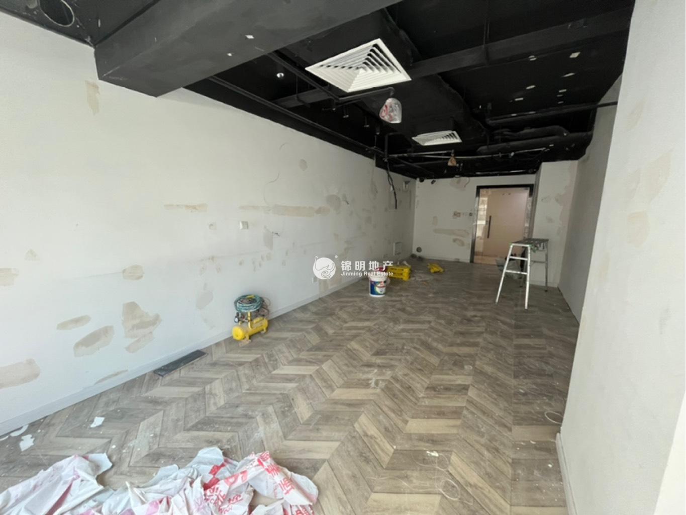 南京西路静安新时代大厦47平米写字楼出租