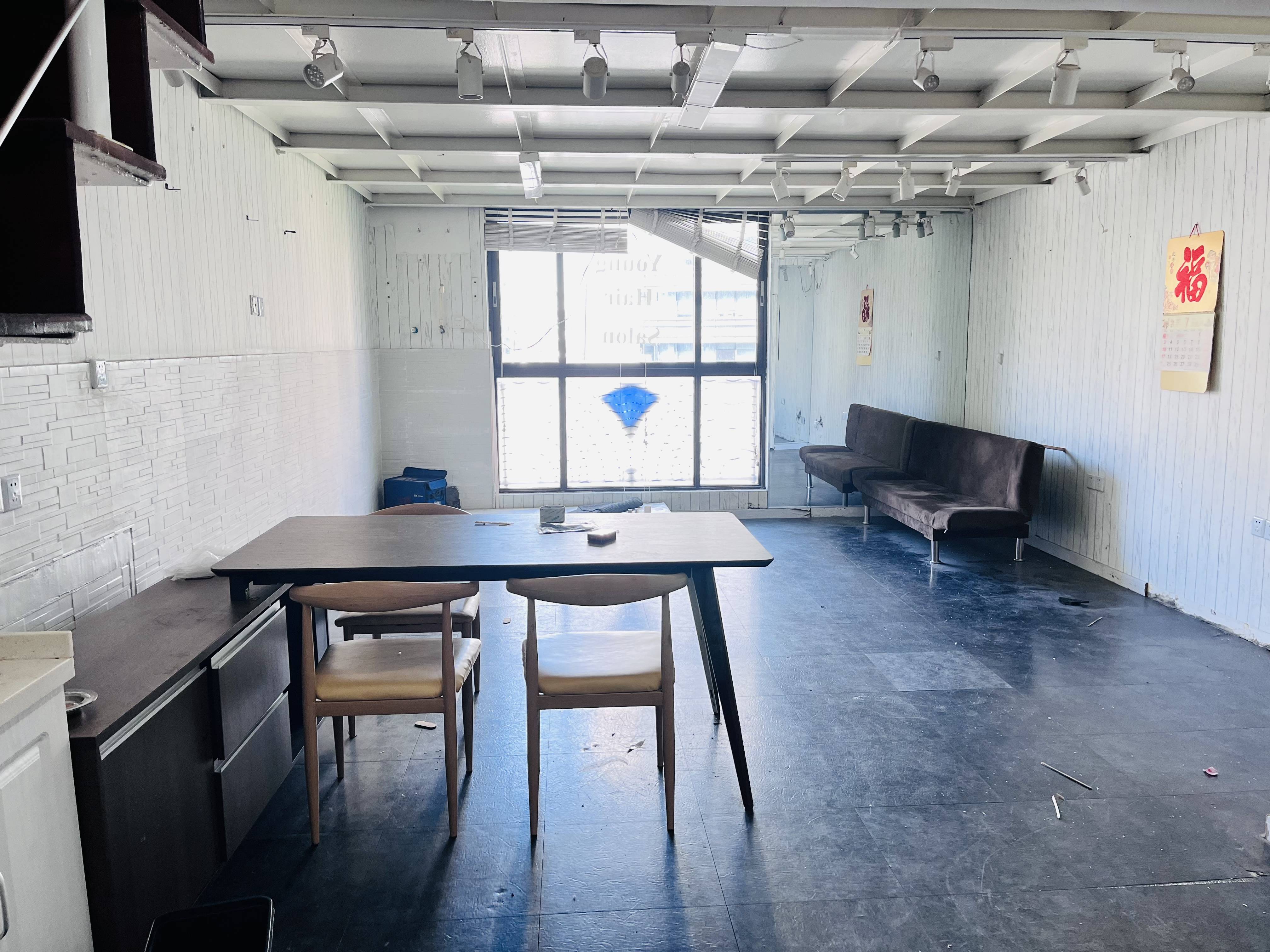 长寿路圣天地商务楼69平米写字楼出租