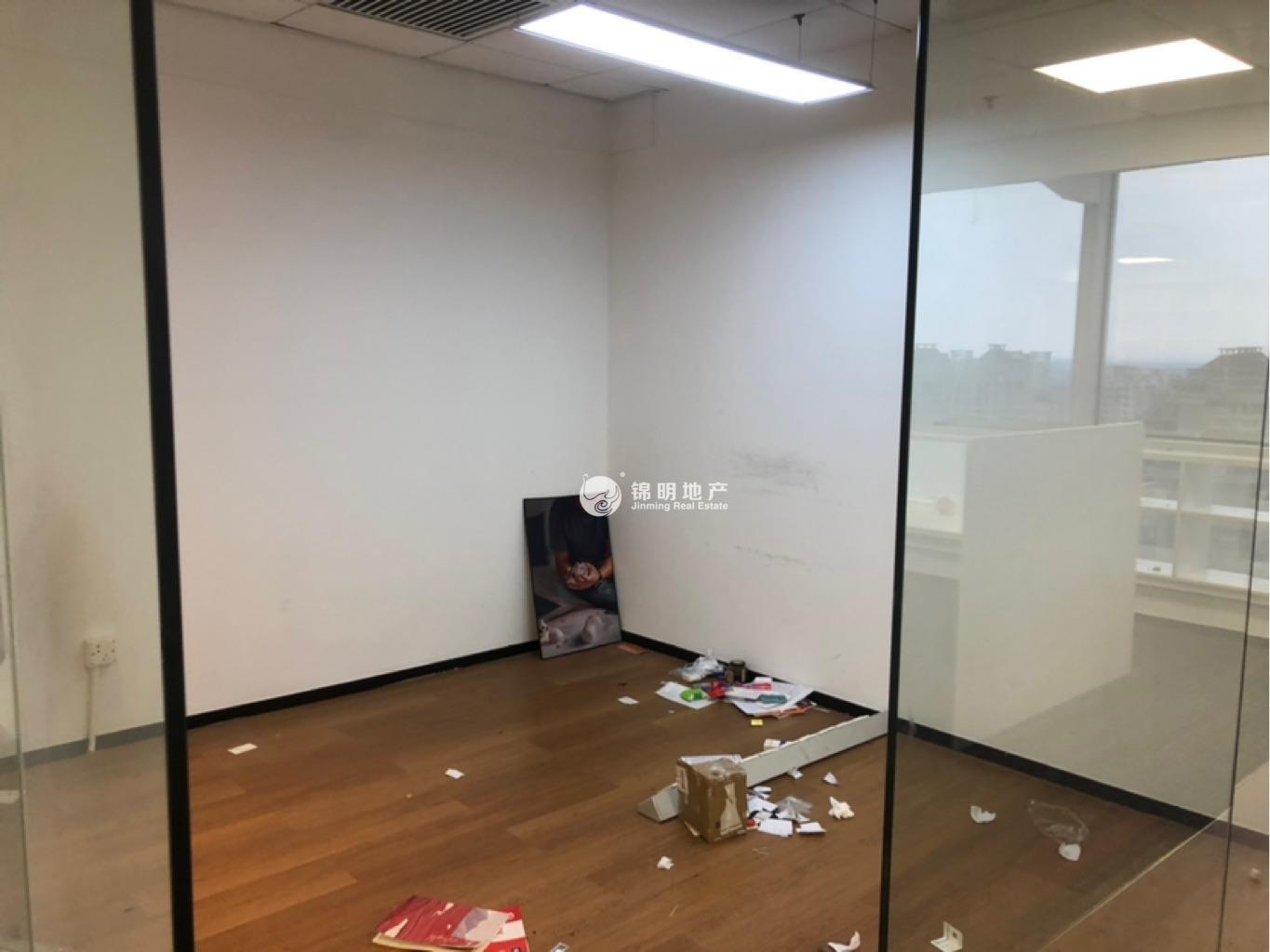 天山同达创业大厦154平米写字楼出租