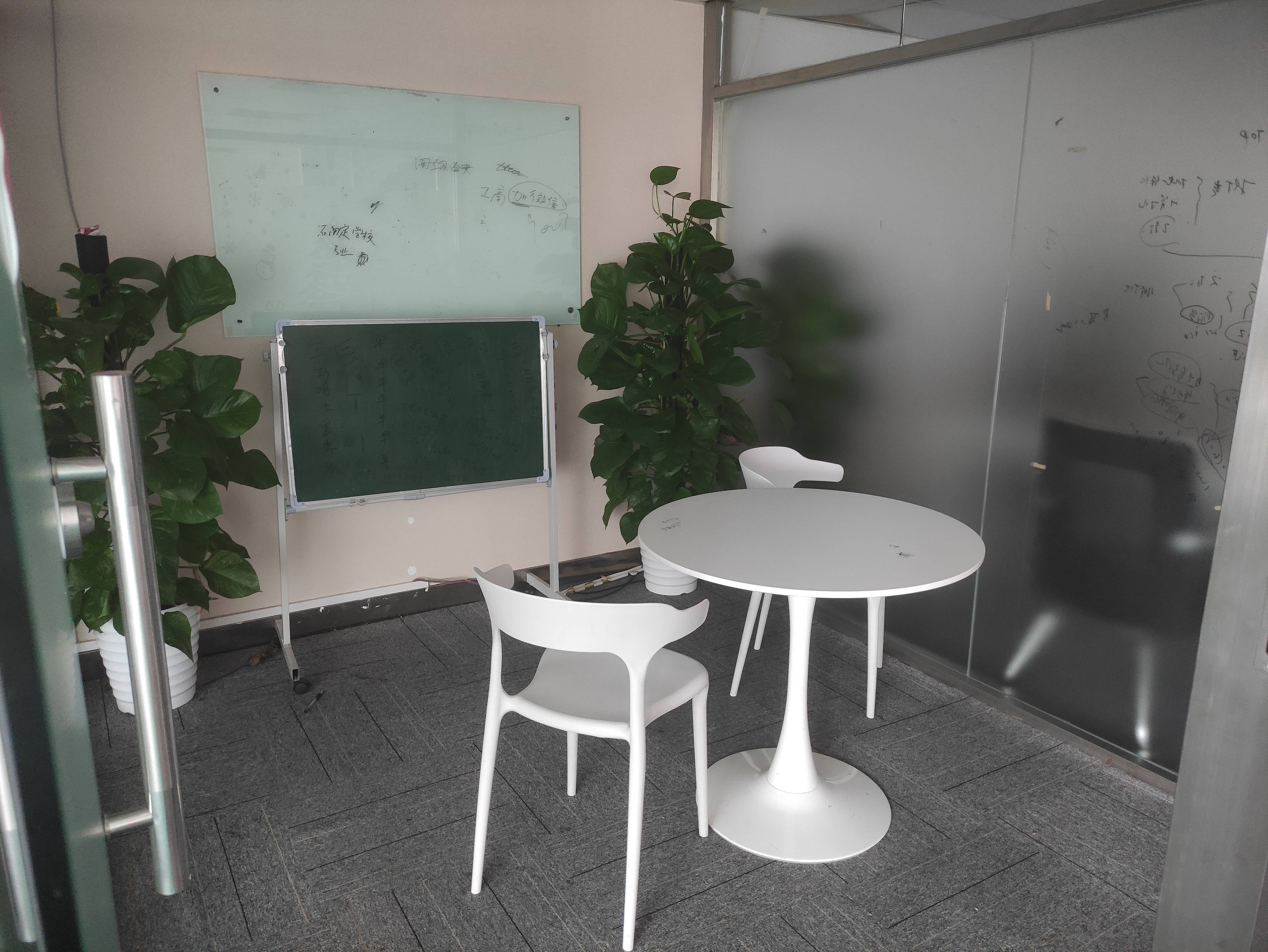 人民广场科技京城大厦126平米写字楼出租