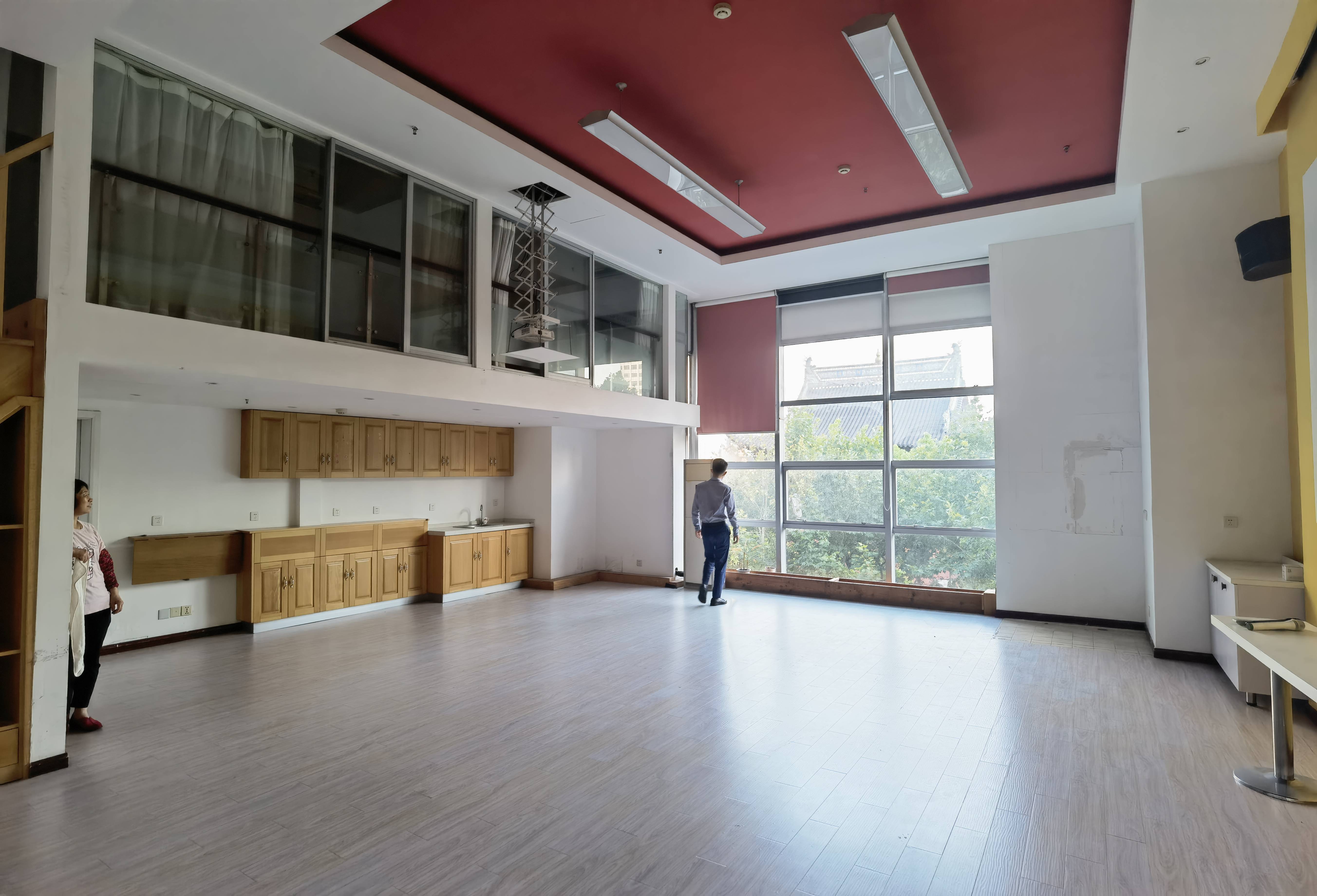 淮海中路淮海中华大厦103平米写字楼出租