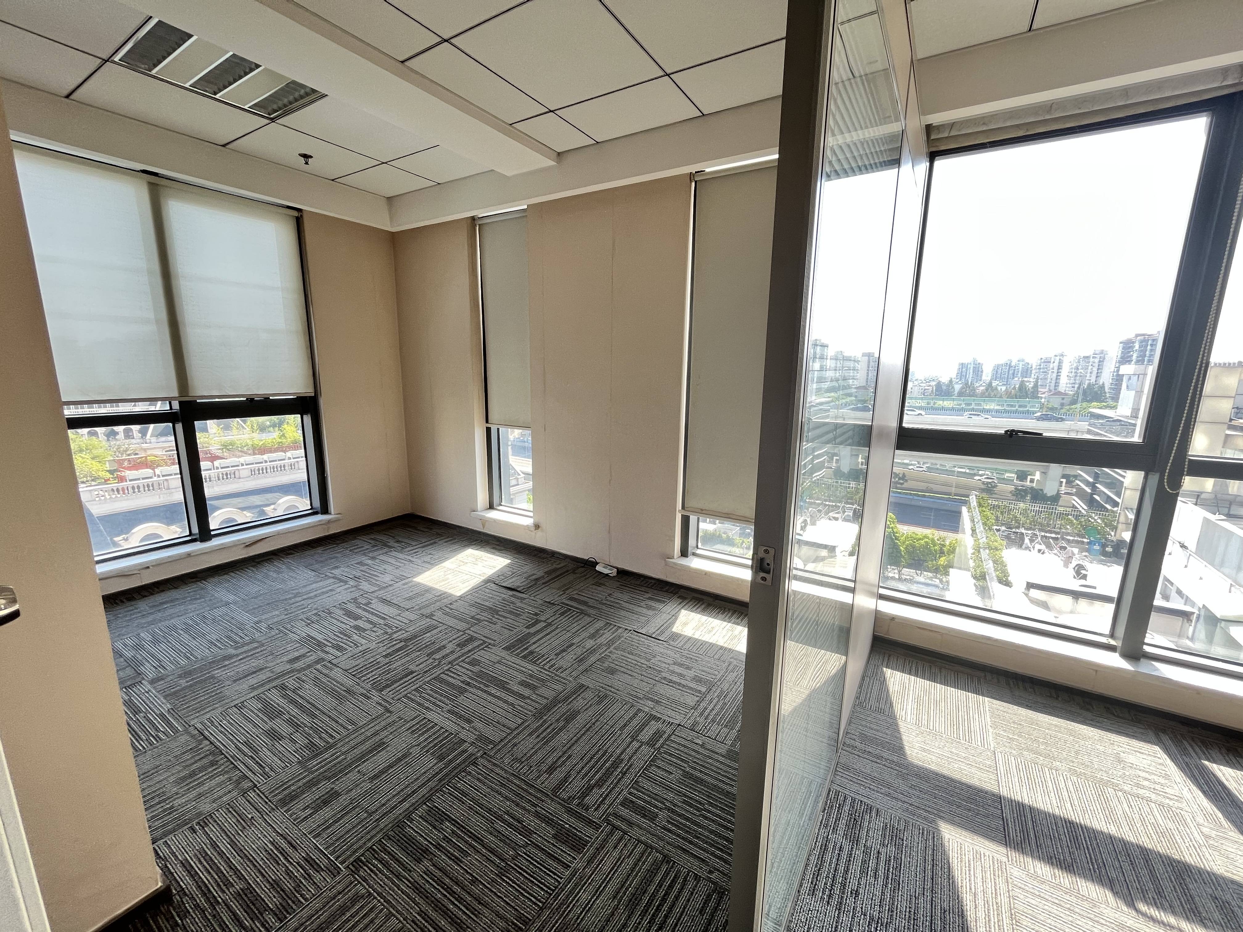 彭浦共和国际商务广场103平米写字楼出租