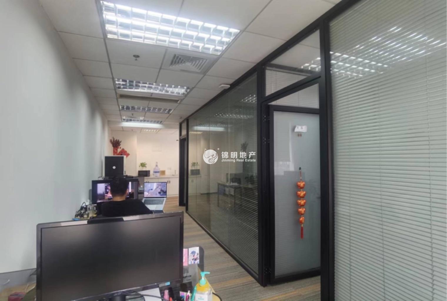 不夜城企业广场69平米写字楼出租